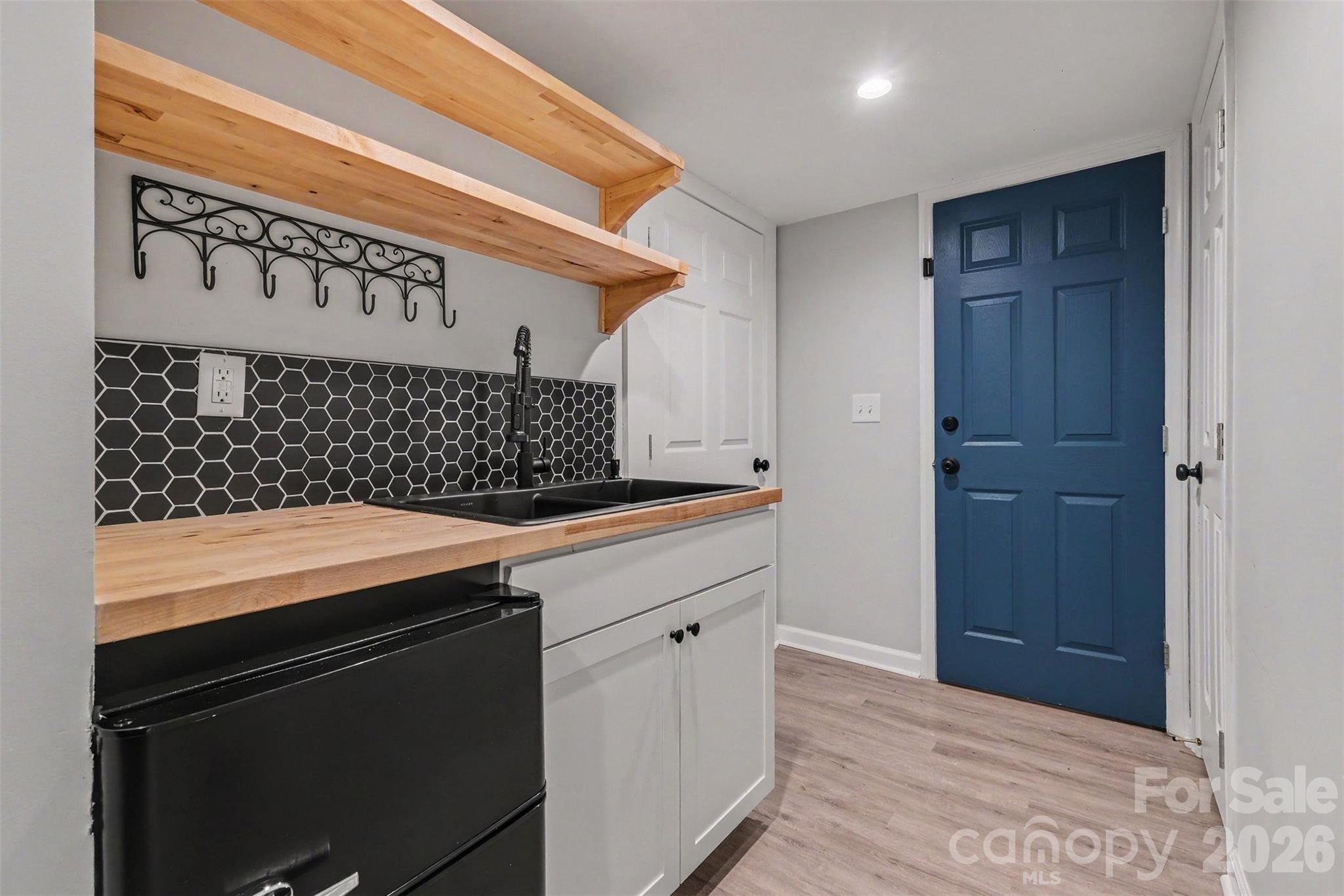 8537 Furrier Drive Property Photo 19