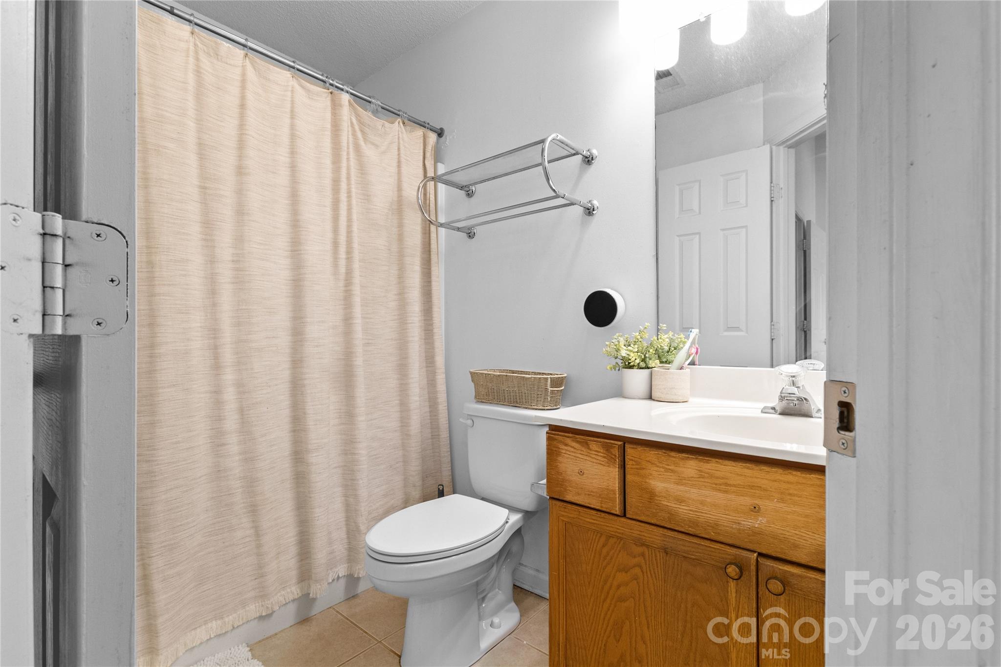 622 Emerald Cove Drive Property Photo 12