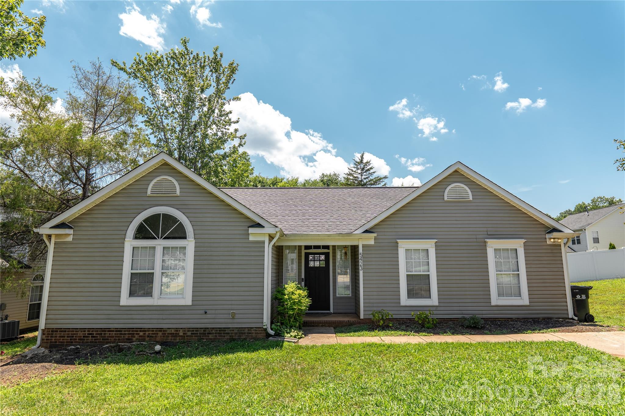 5423 Timbertop Lane Property Photo 1