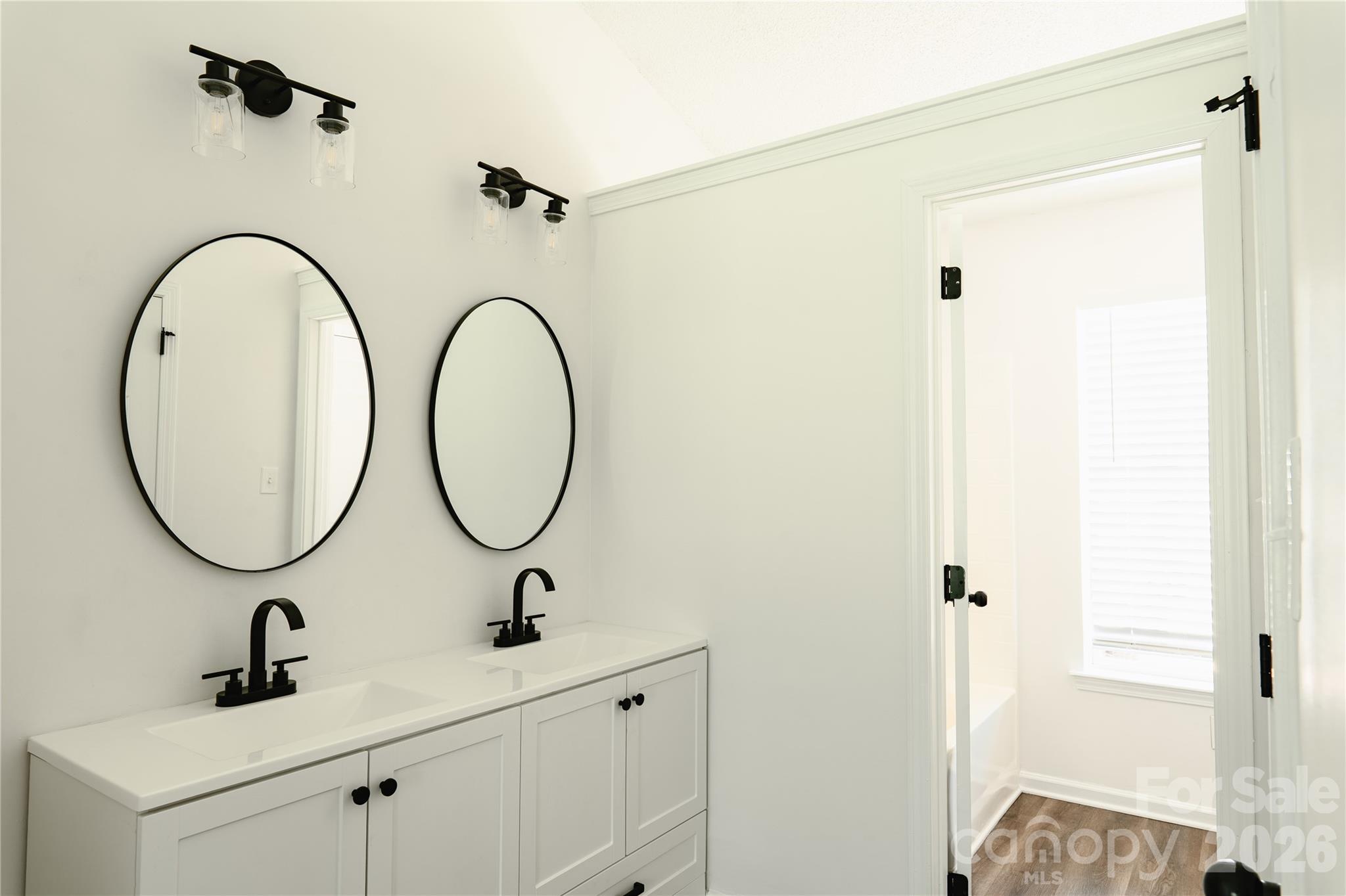 5423 Timbertop Lane Property Photo 8