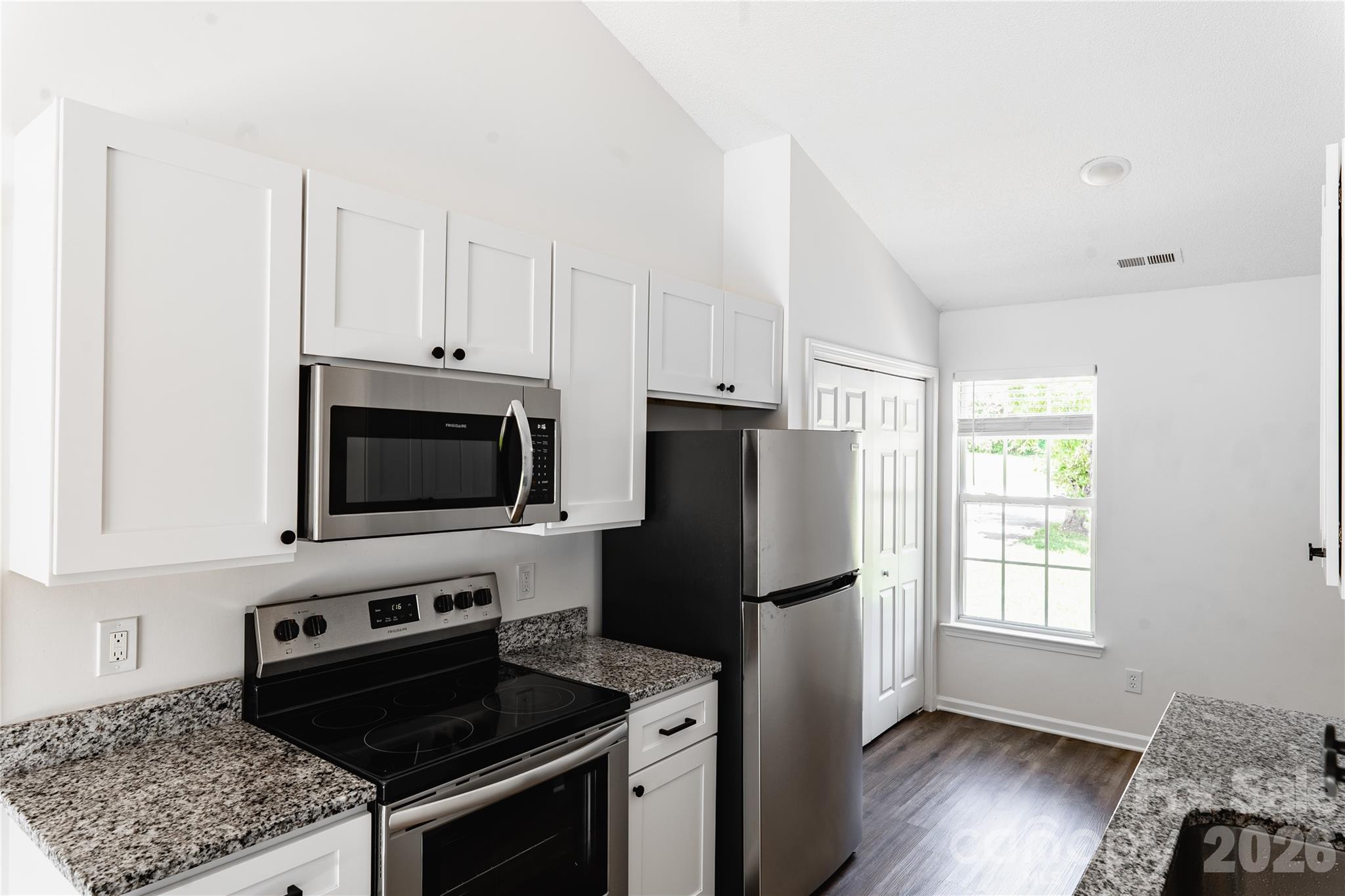 5423 Timbertop Lane Property Photo 16