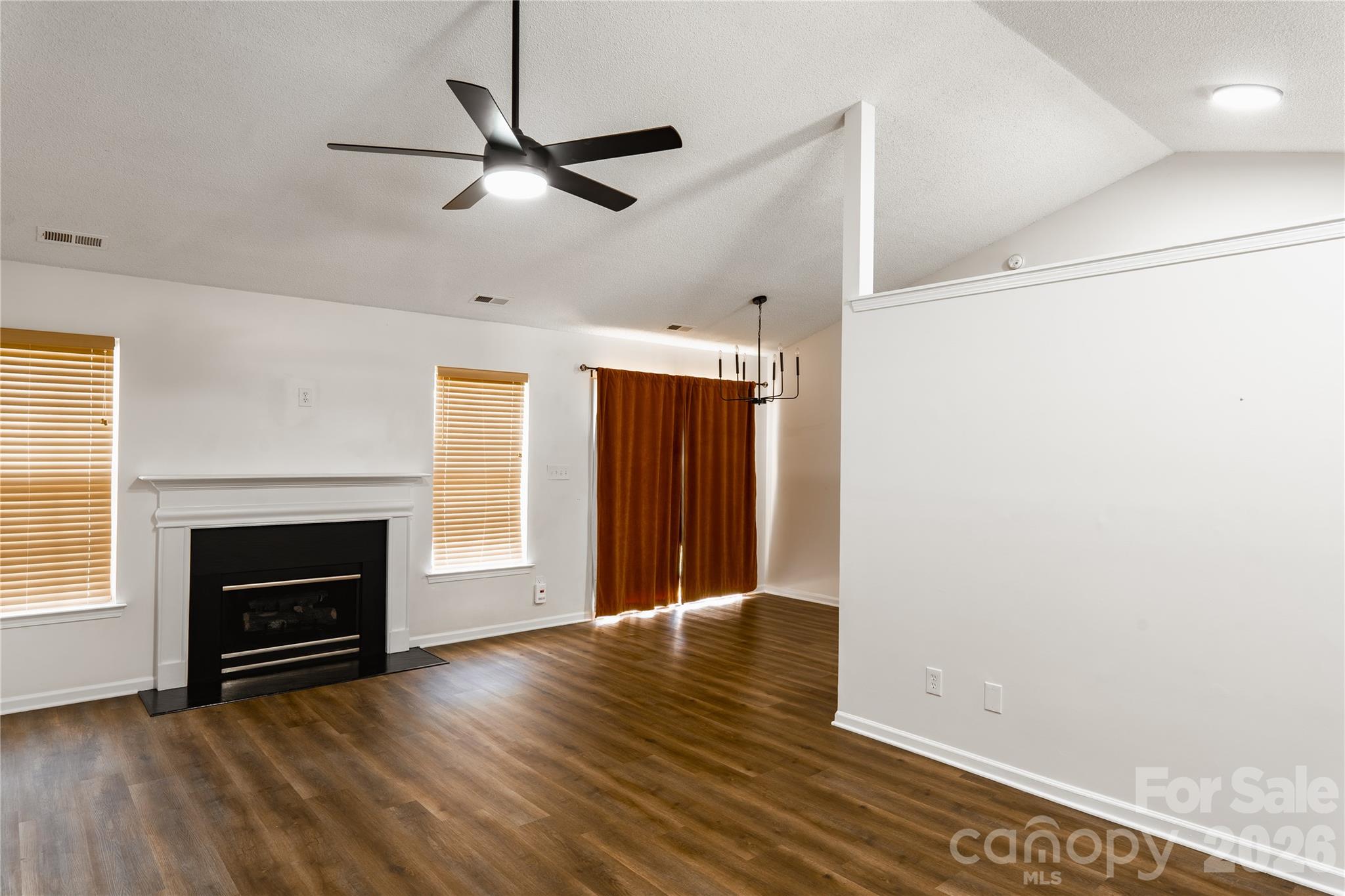 5423 Timbertop Lane Property Photo 18