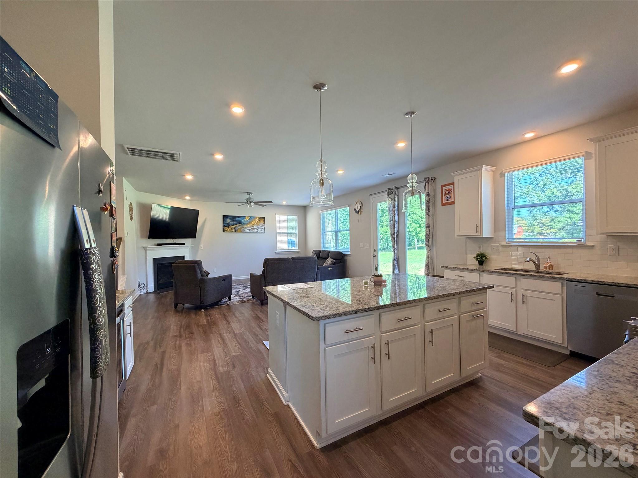 5002 Kinsbridge Drive Property Photo 16