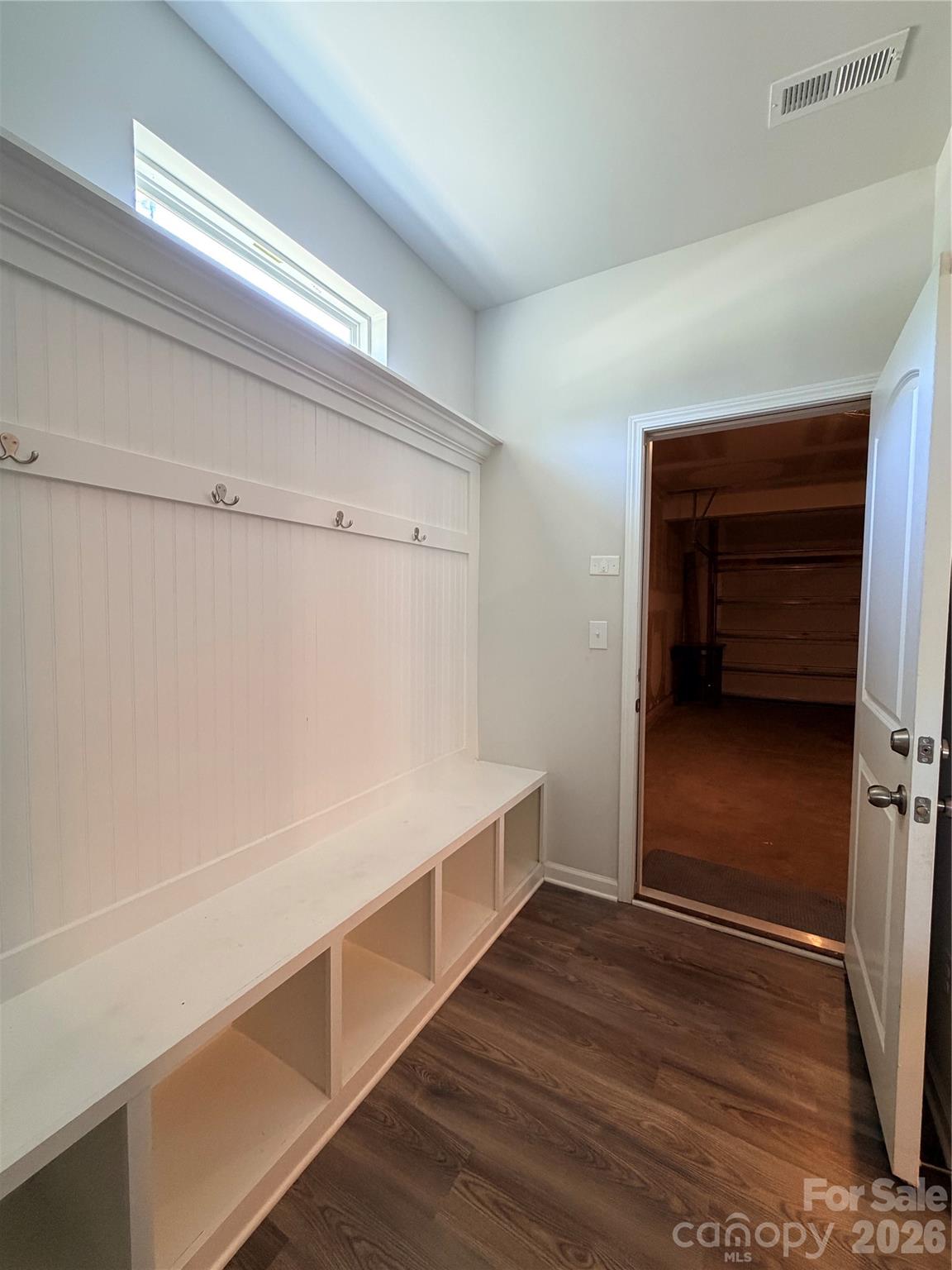 5002 Kinsbridge Drive Property Photo 18