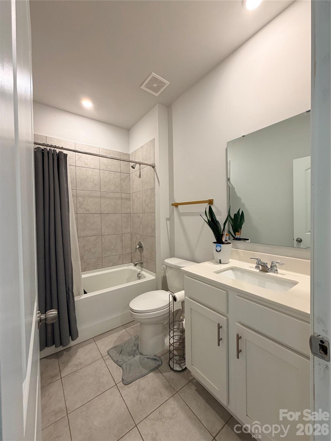 5002 Kinsbridge Drive Property Photo 22