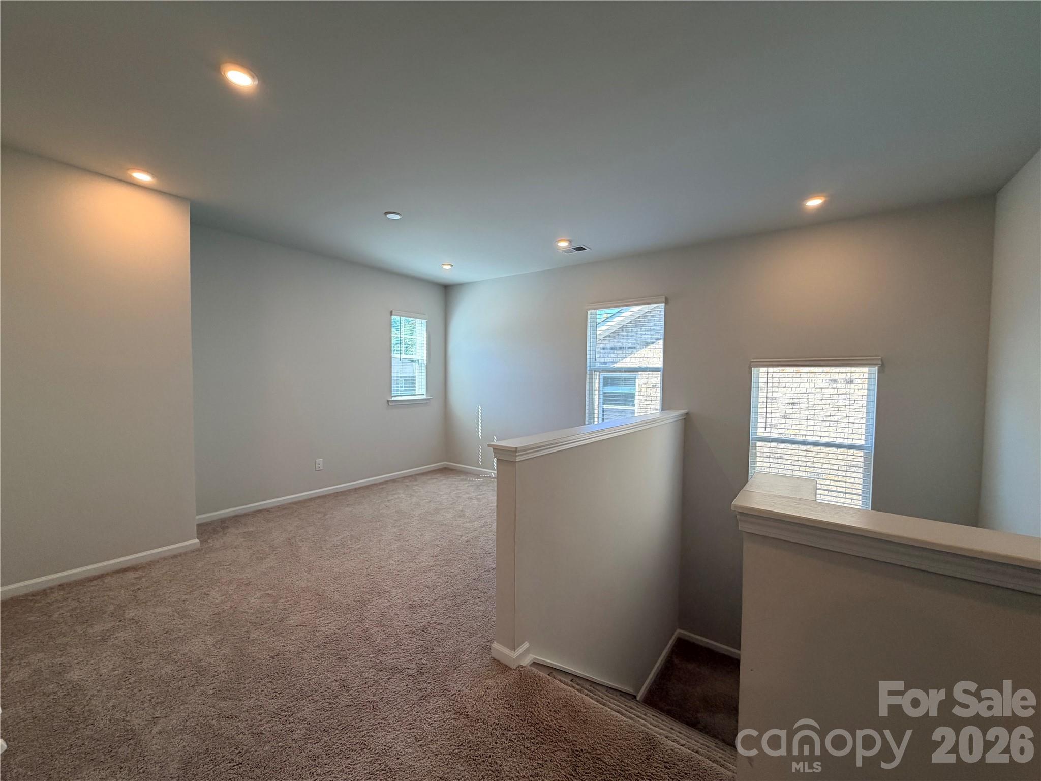 5002 Kinsbridge Drive Property Photo 25