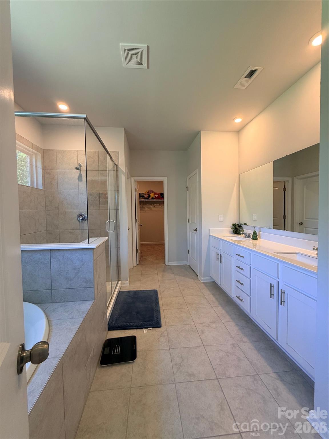 5002 Kinsbridge Drive Property Photo 31
