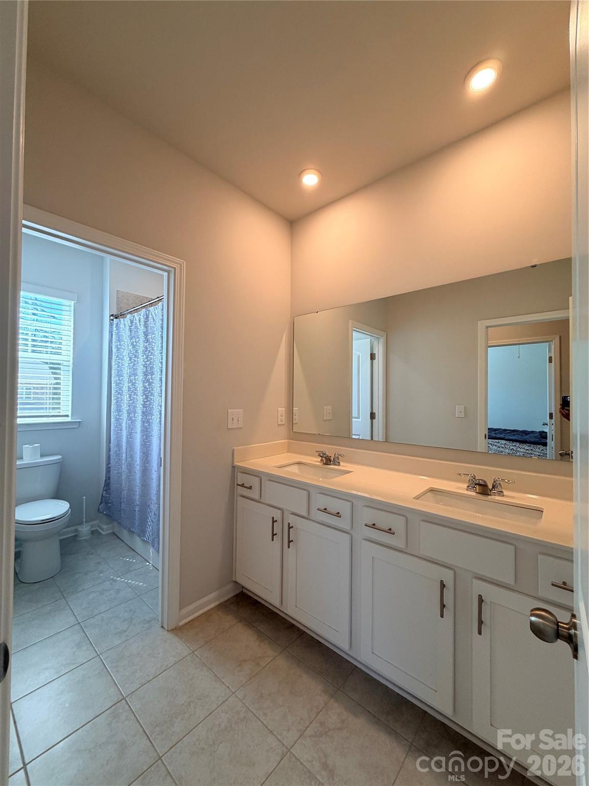 5002 Kinsbridge Drive Property Photo 42