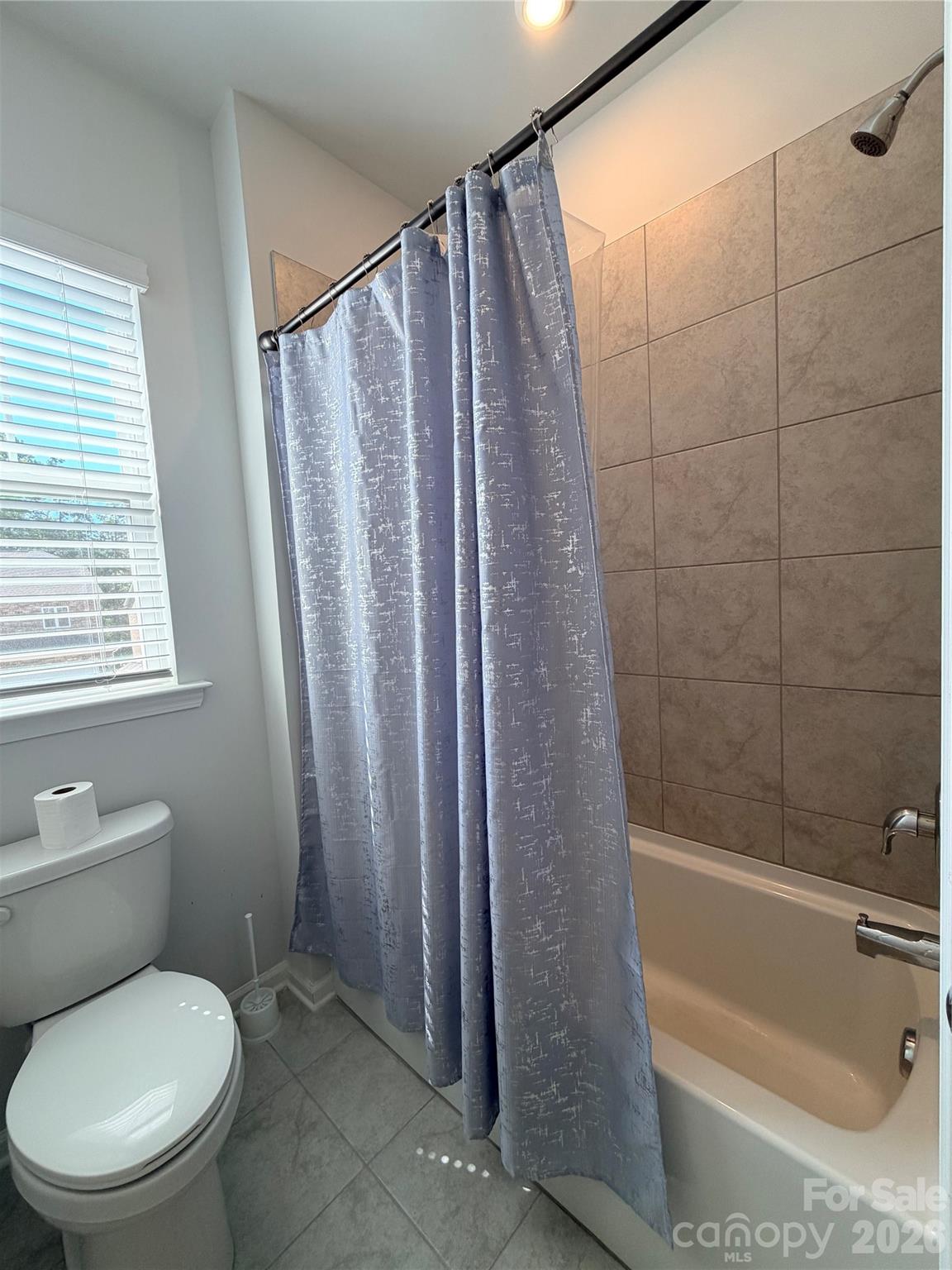 5002 Kinsbridge Drive Property Photo 43