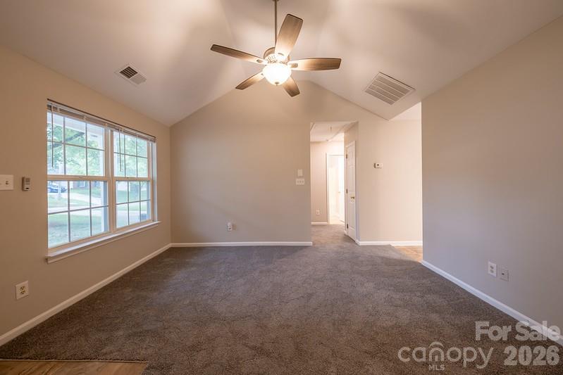 2502 Hemby Woods Drive Property Photo 4