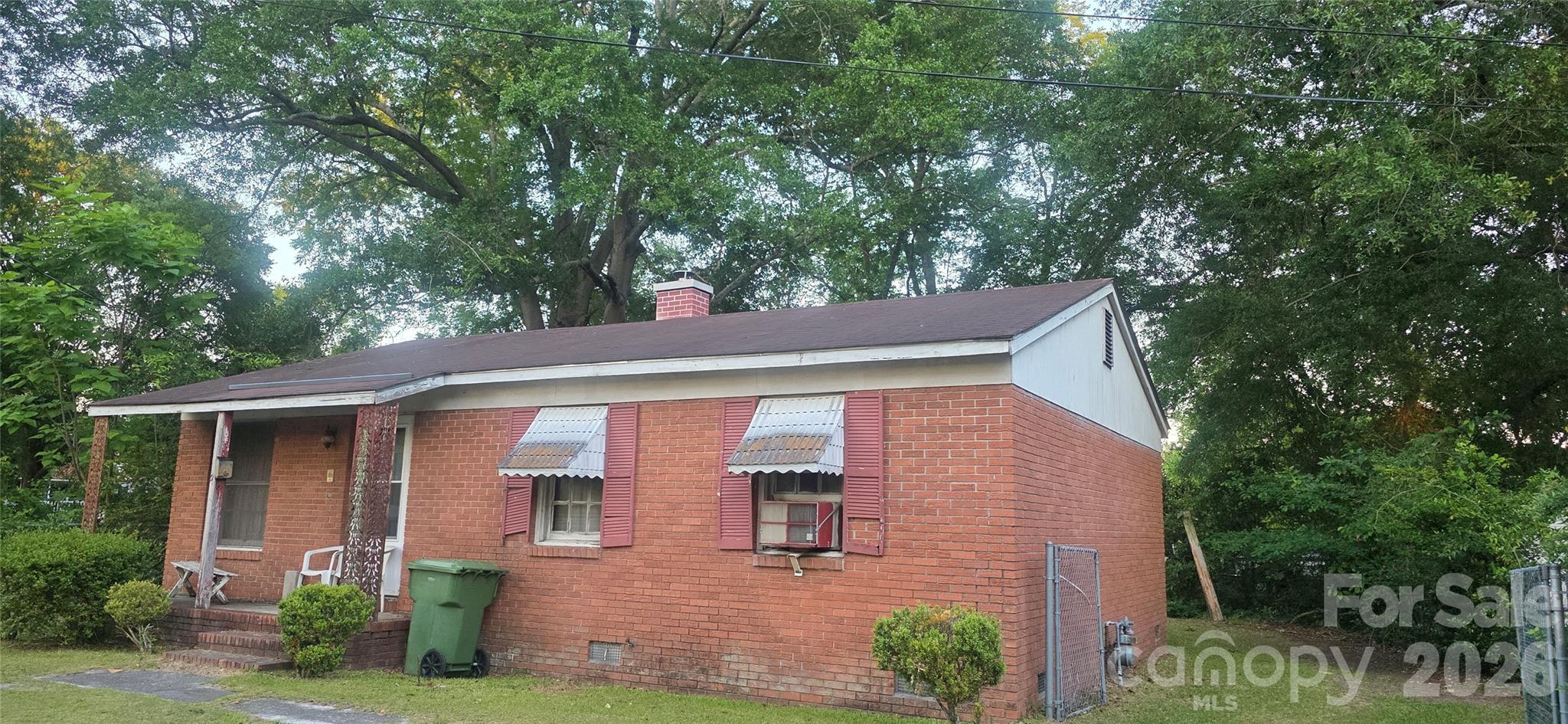 806 Brunson Street Property Photo 1