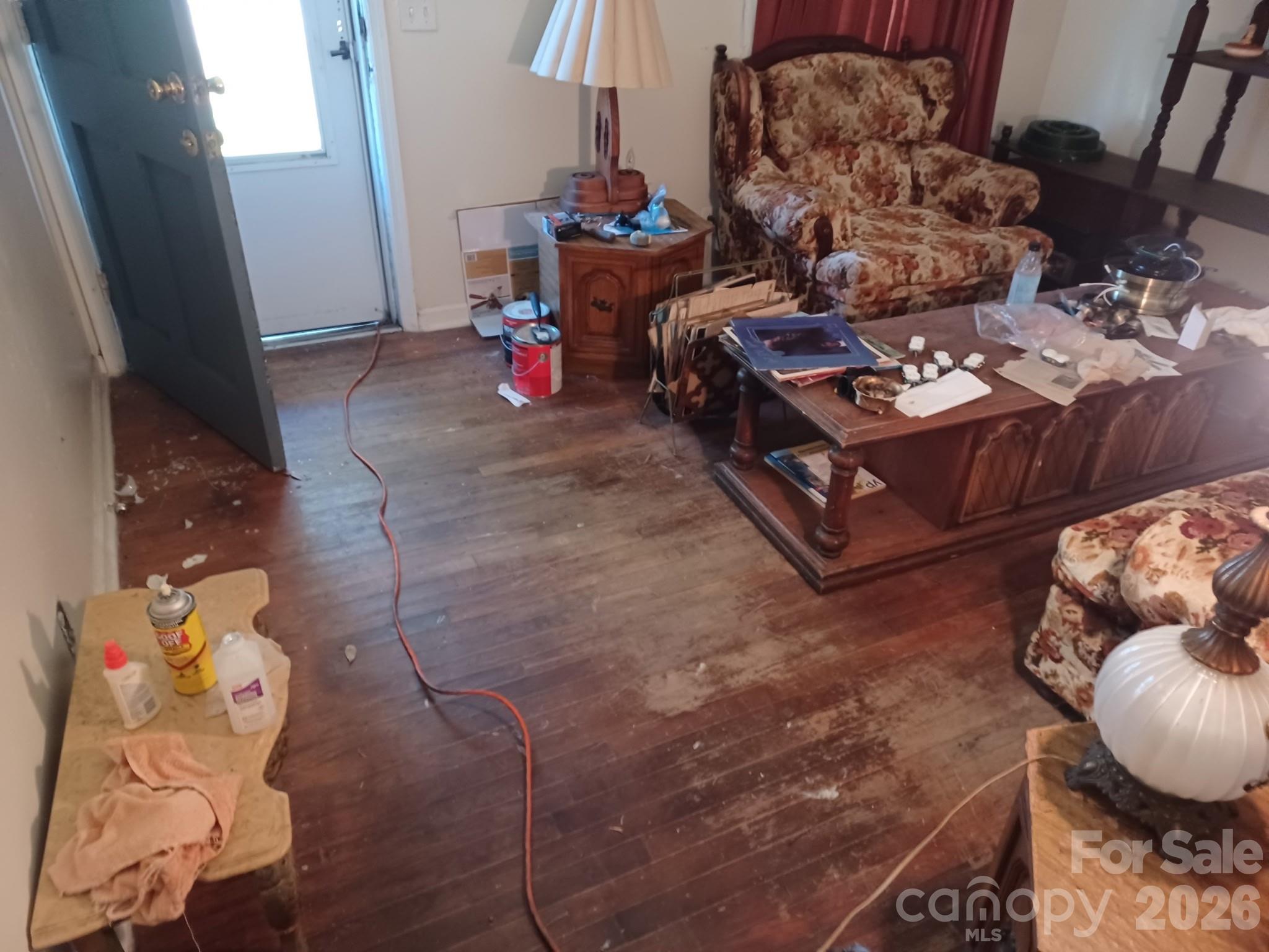 806 Brunson Street Property Photo 4
