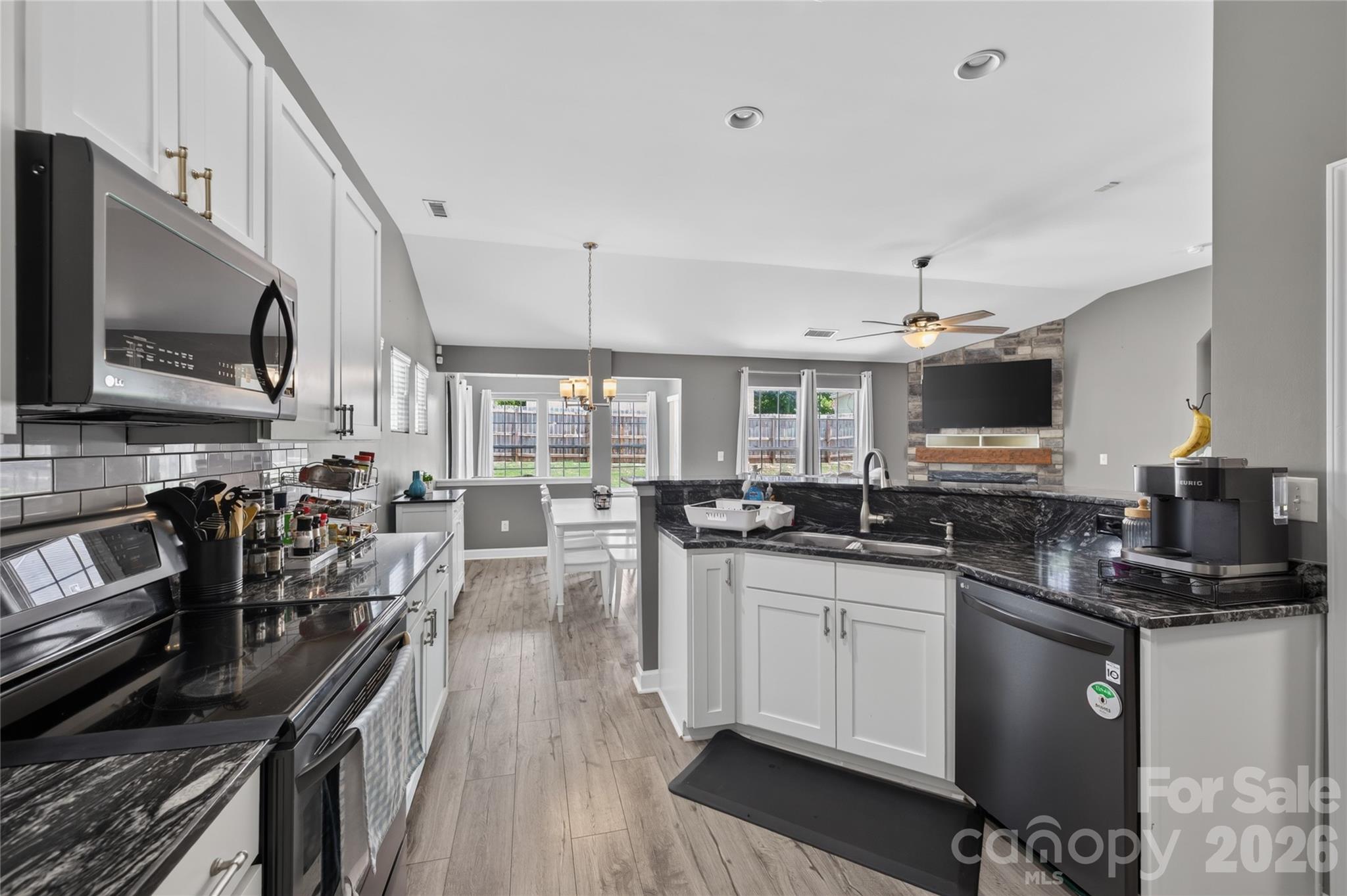 110 Humbold Place Property Photo 7