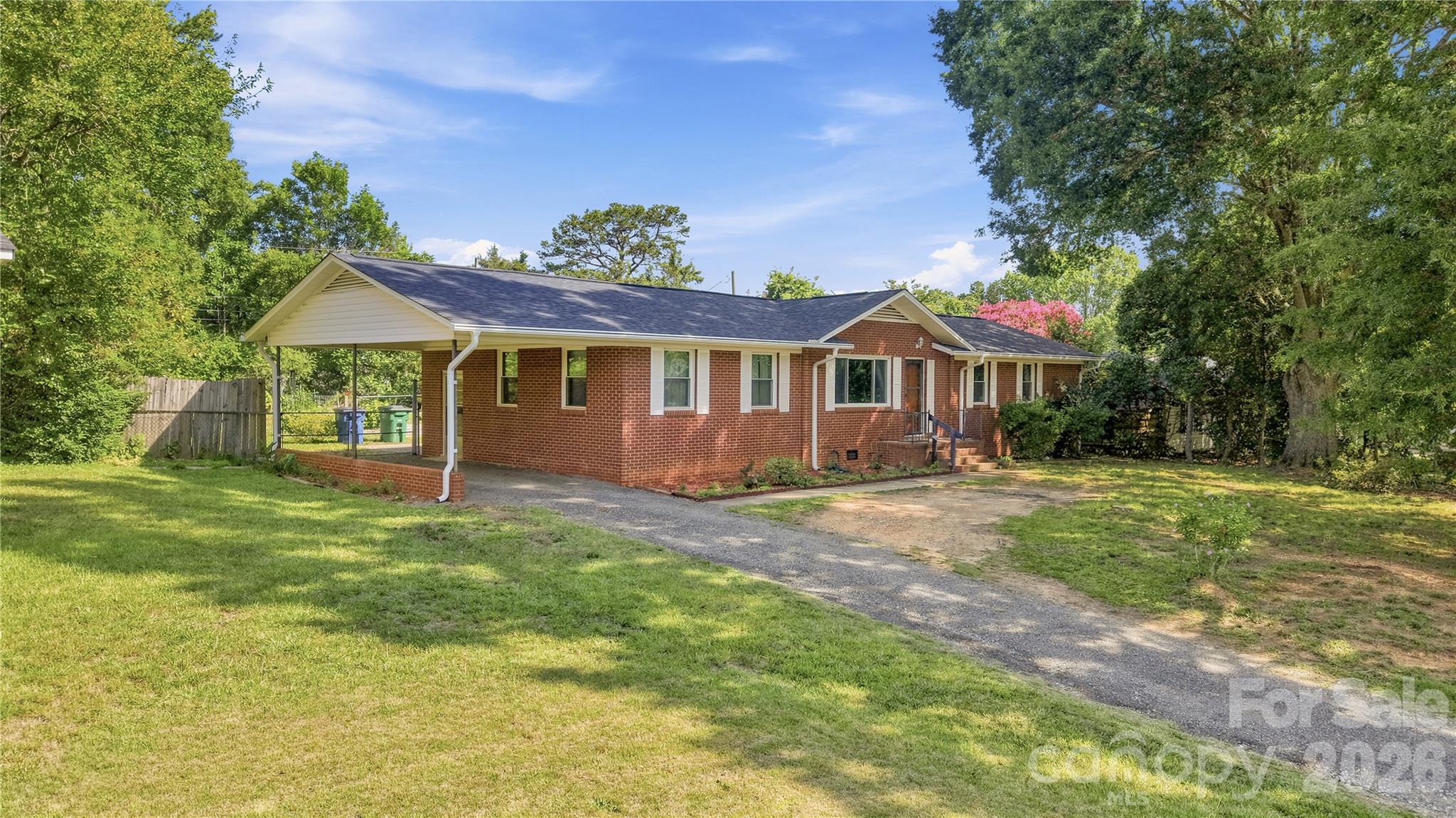 323 Meadowbrook Drive Property Photo 2