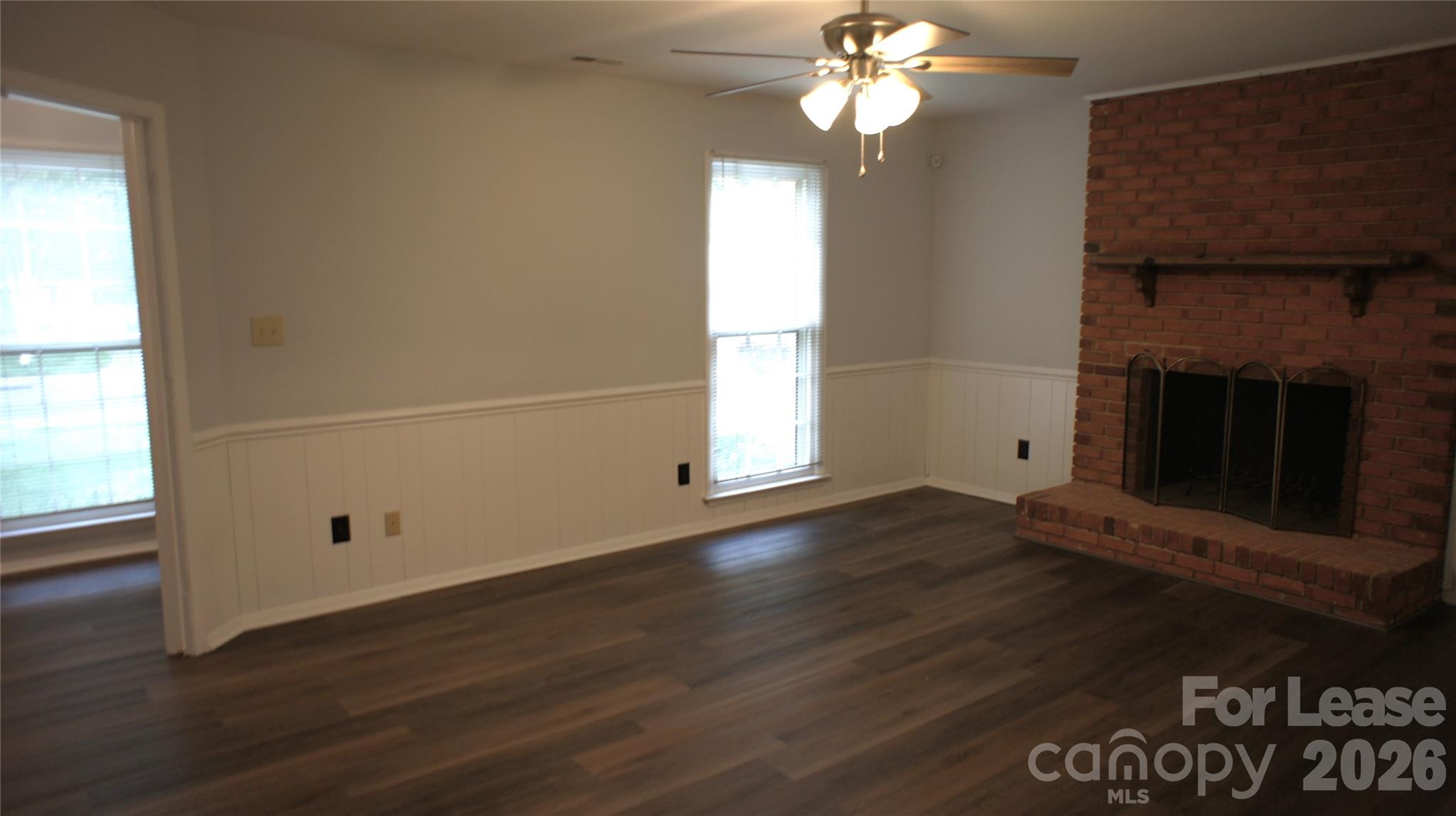 10000 Ridgemore Drive Property Photo 5