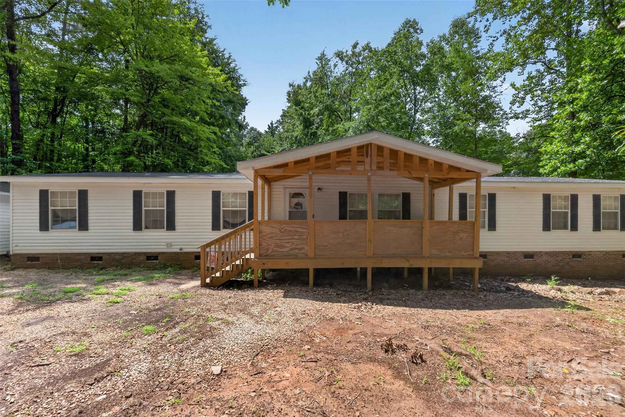 4014 Eutaw Drive Property Photo 2