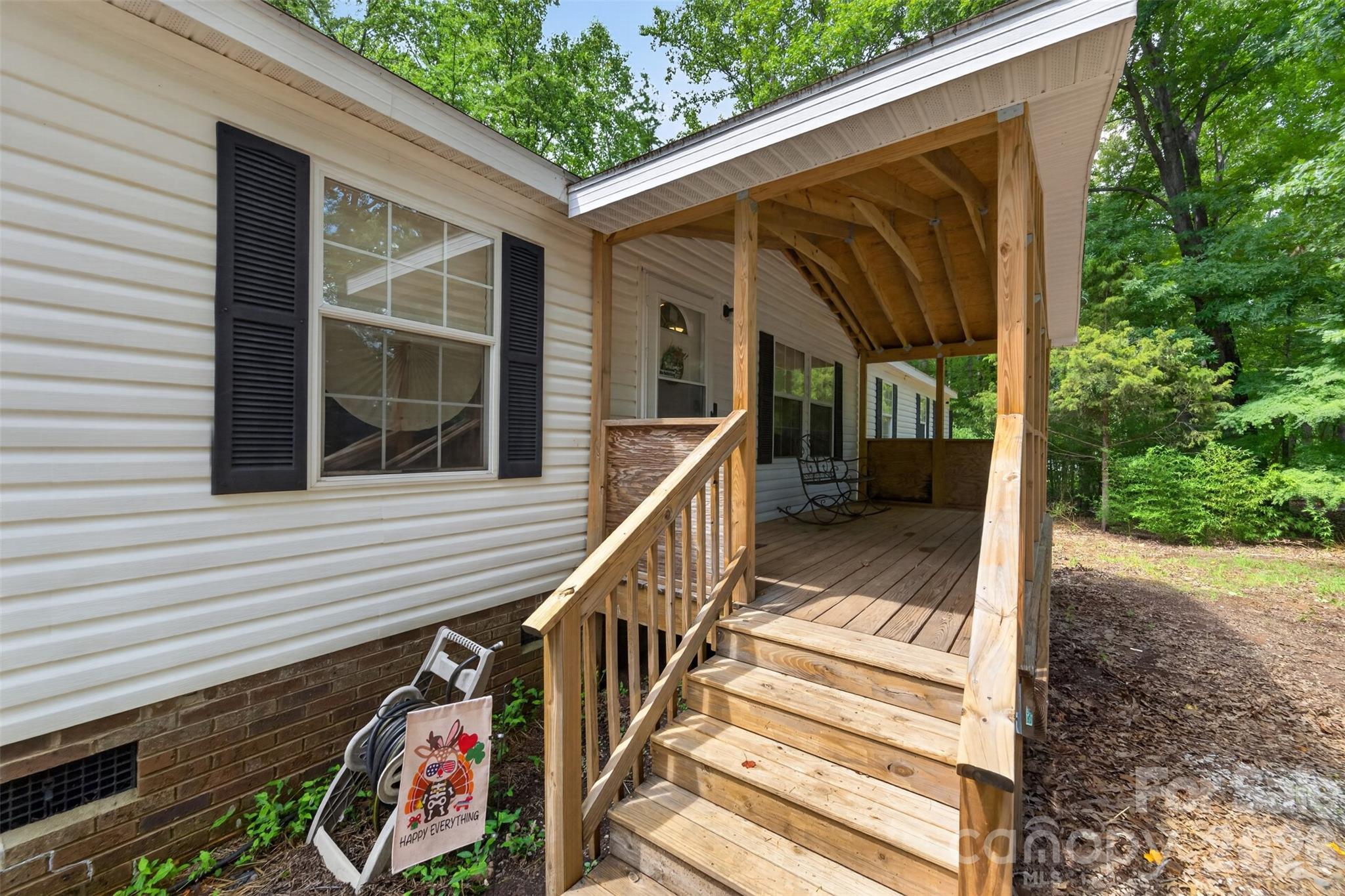 4014 Eutaw Drive Property Photo 4