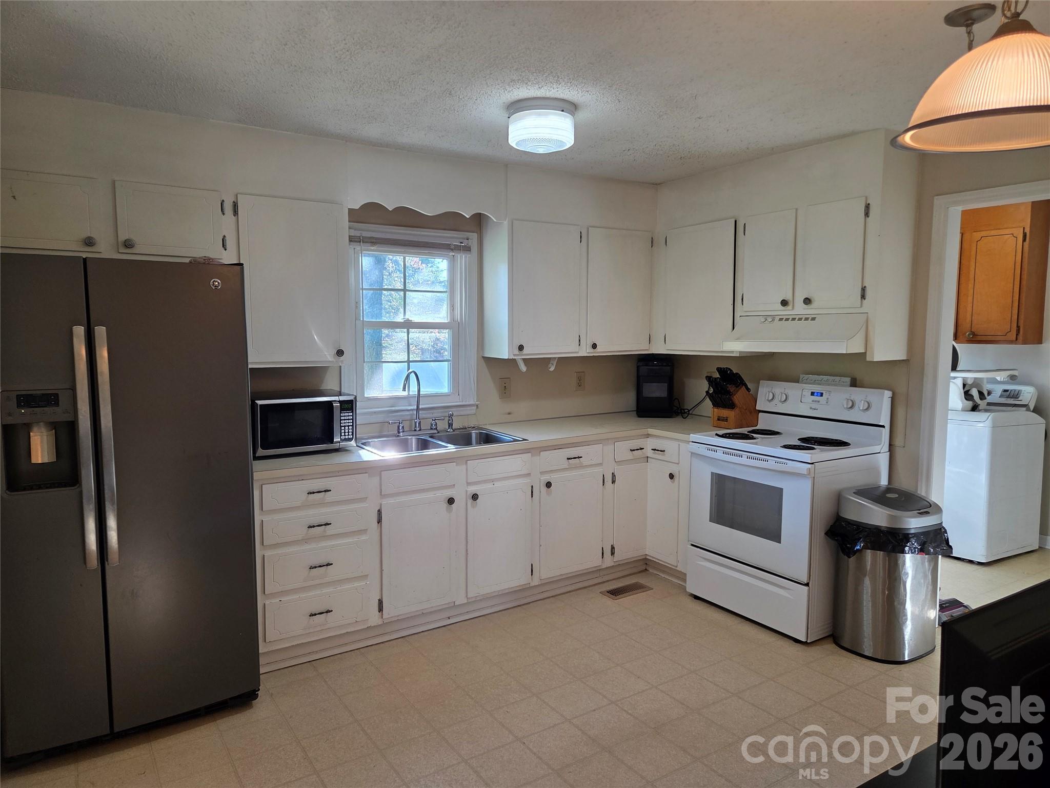 174 Cannon Avenue Property Photo 6