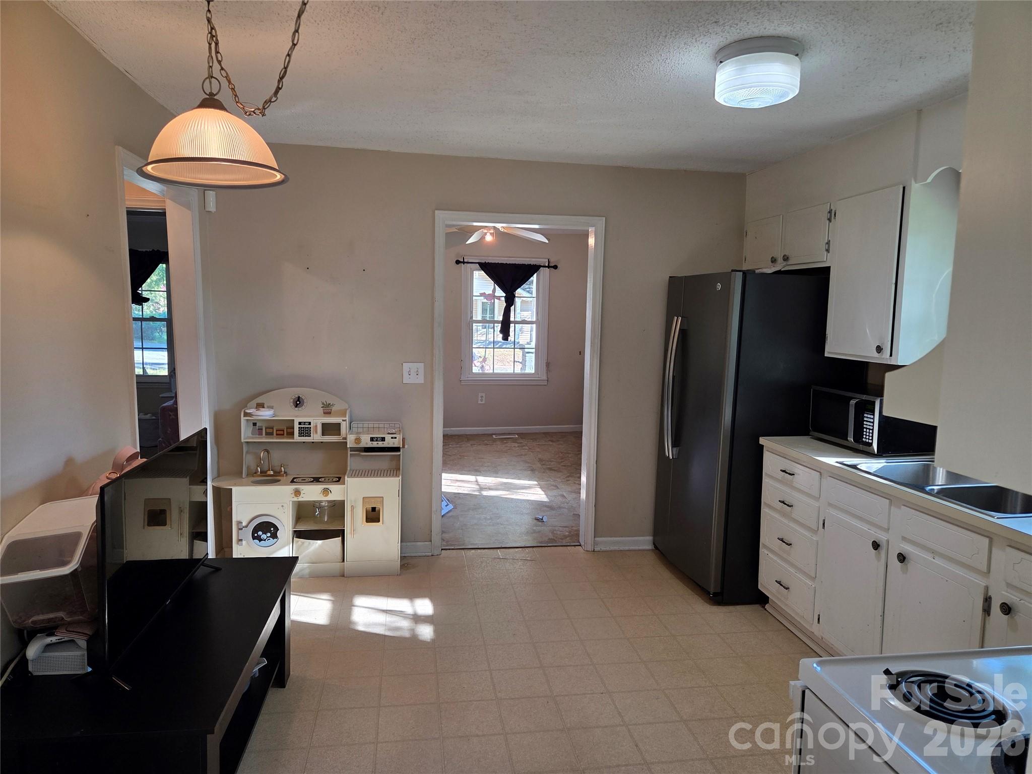 174 Cannon Avenue Property Photo 8