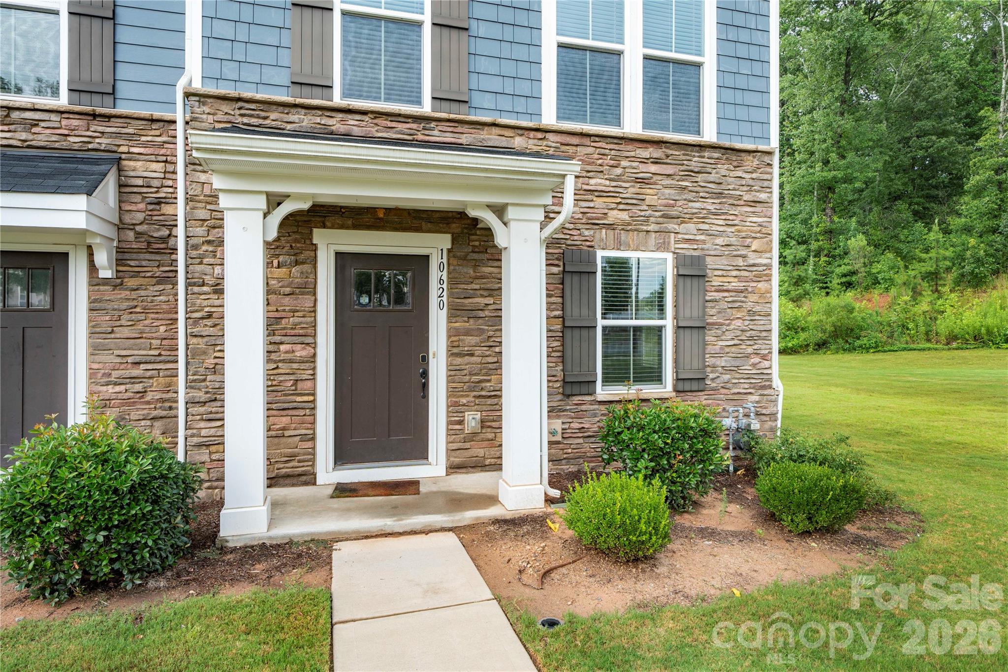 10620 Overlook Mountain Drive Property Photo 6