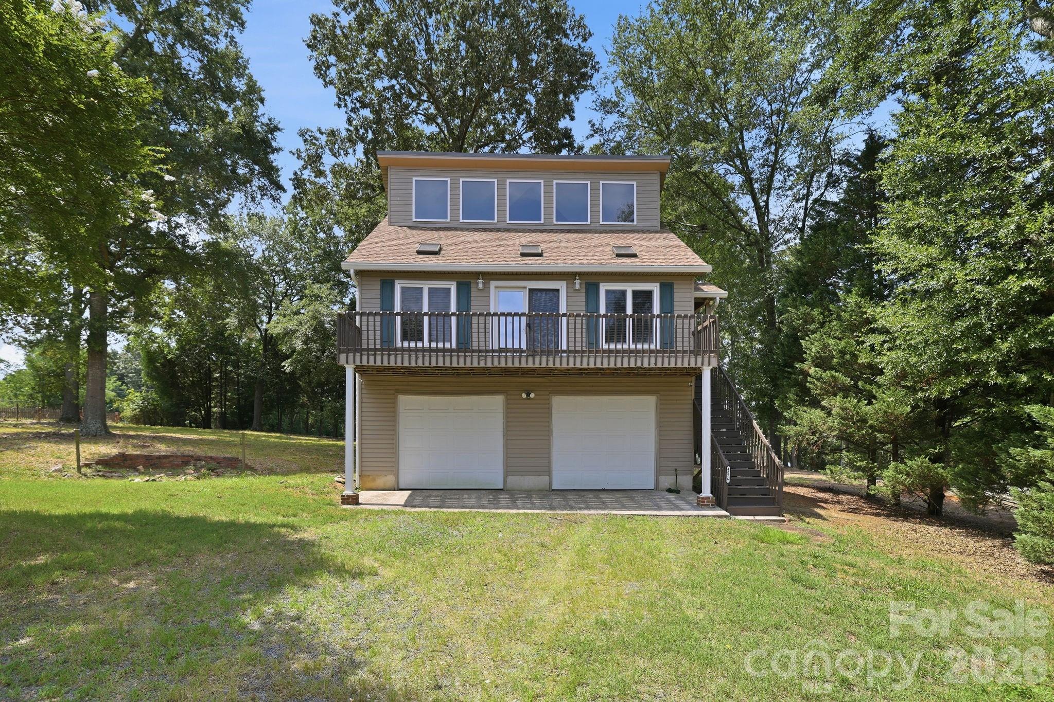 4076 Elks Park Road Property Photo 4