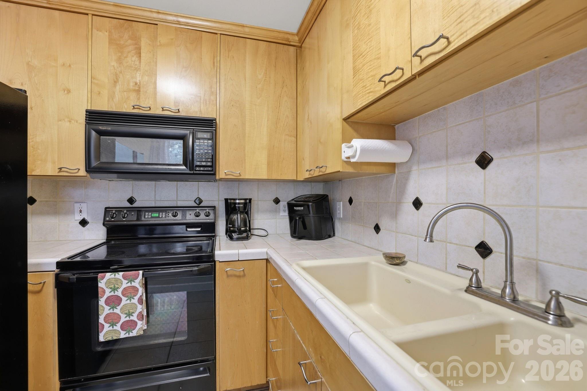 4076 Elks Park Road Property Photo 17