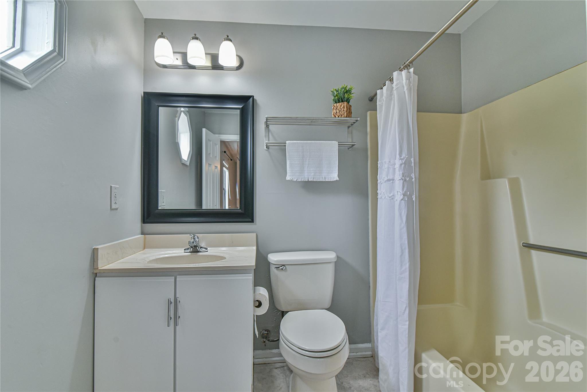 110 Heywood Road 8d Property Photo 15