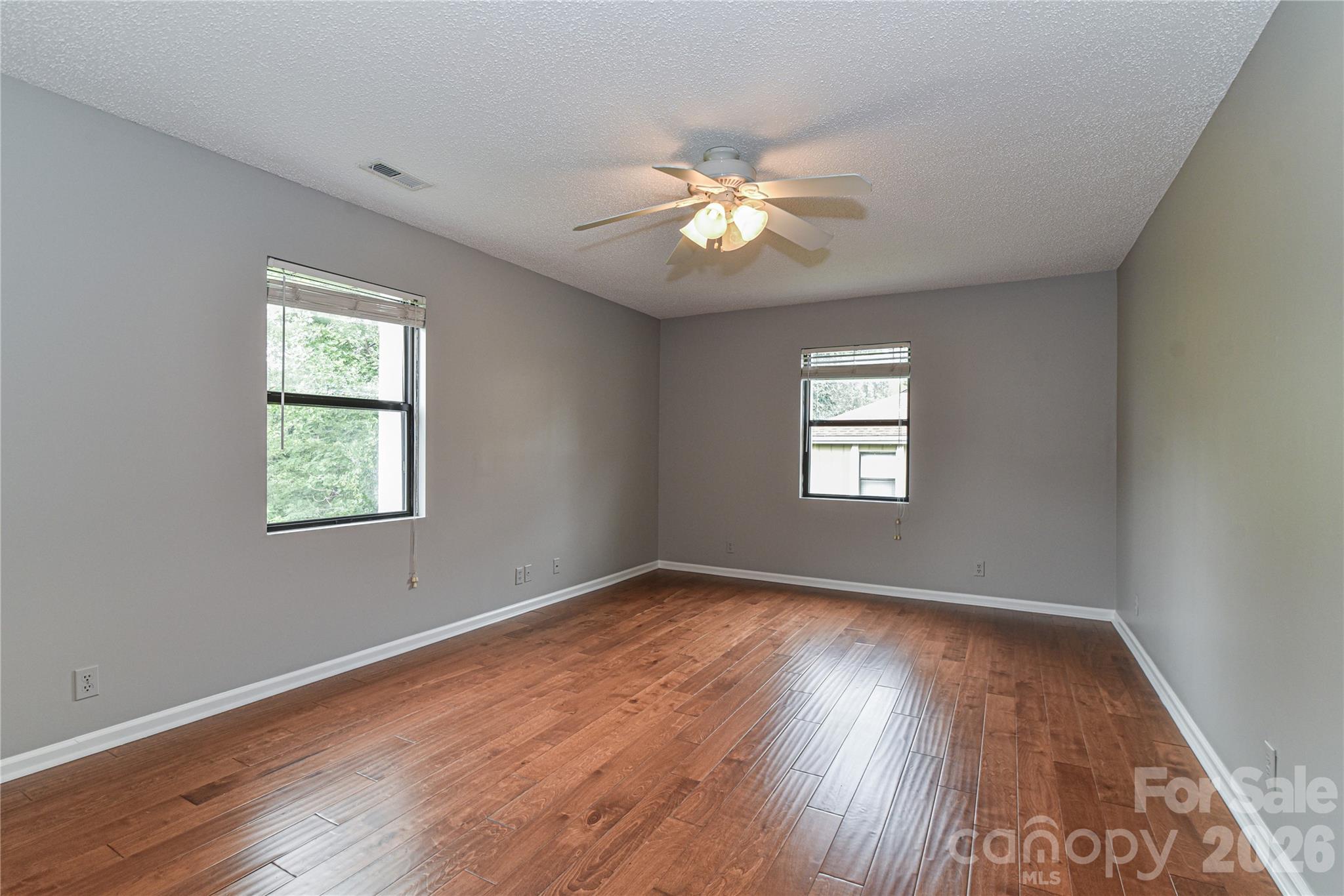 110 Heywood Road 8d Property Photo 17