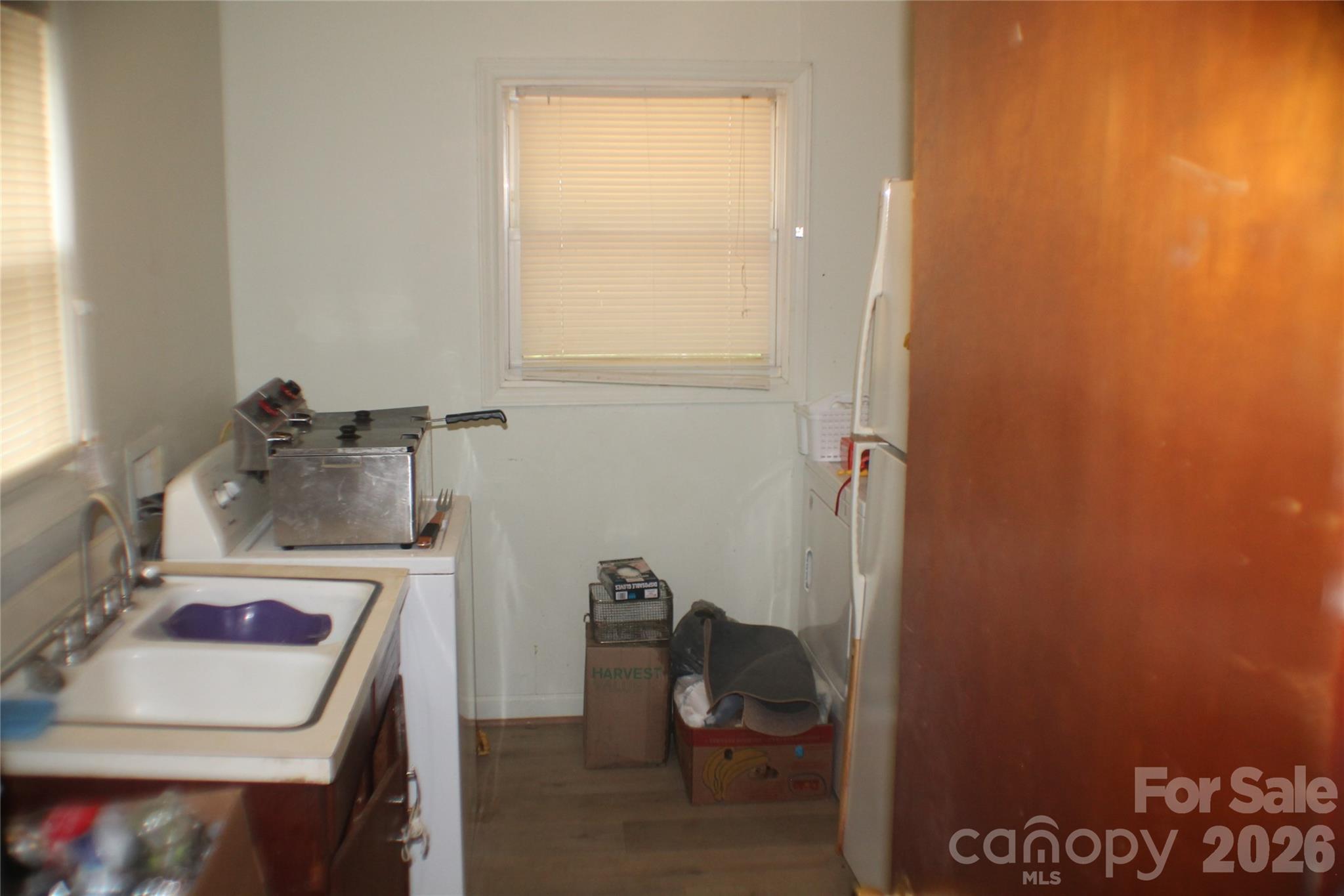 621 Westside Terrace Property Photo 10