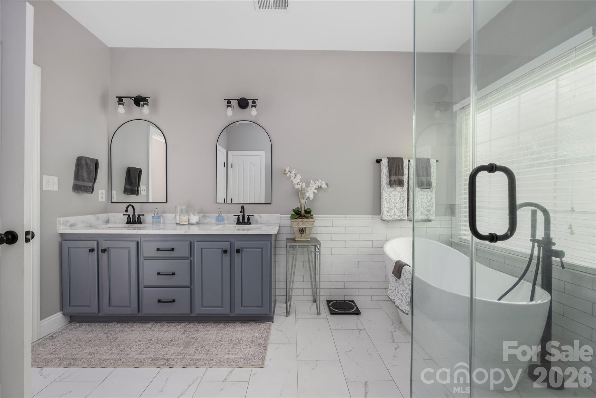 4034 Nicole Eileen Lane Property Photo 24
