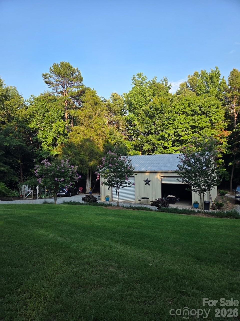 6334 Griffin Road Property Photo 2