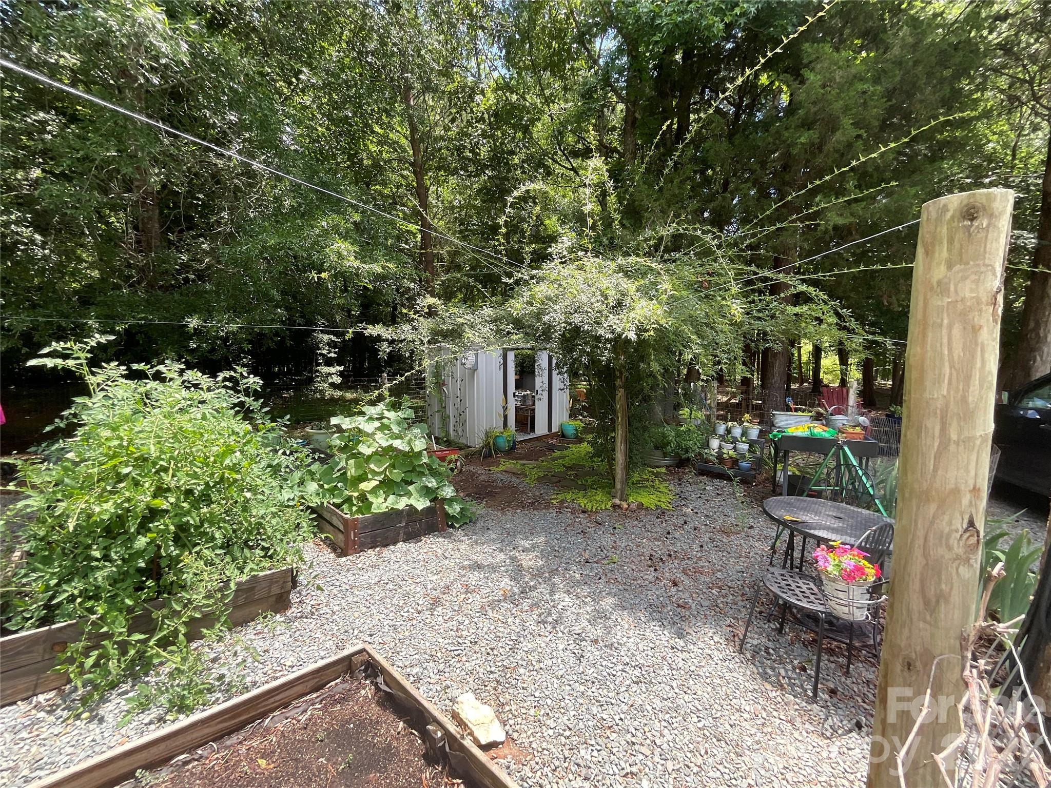 6334 Griffin Road Property Photo 8