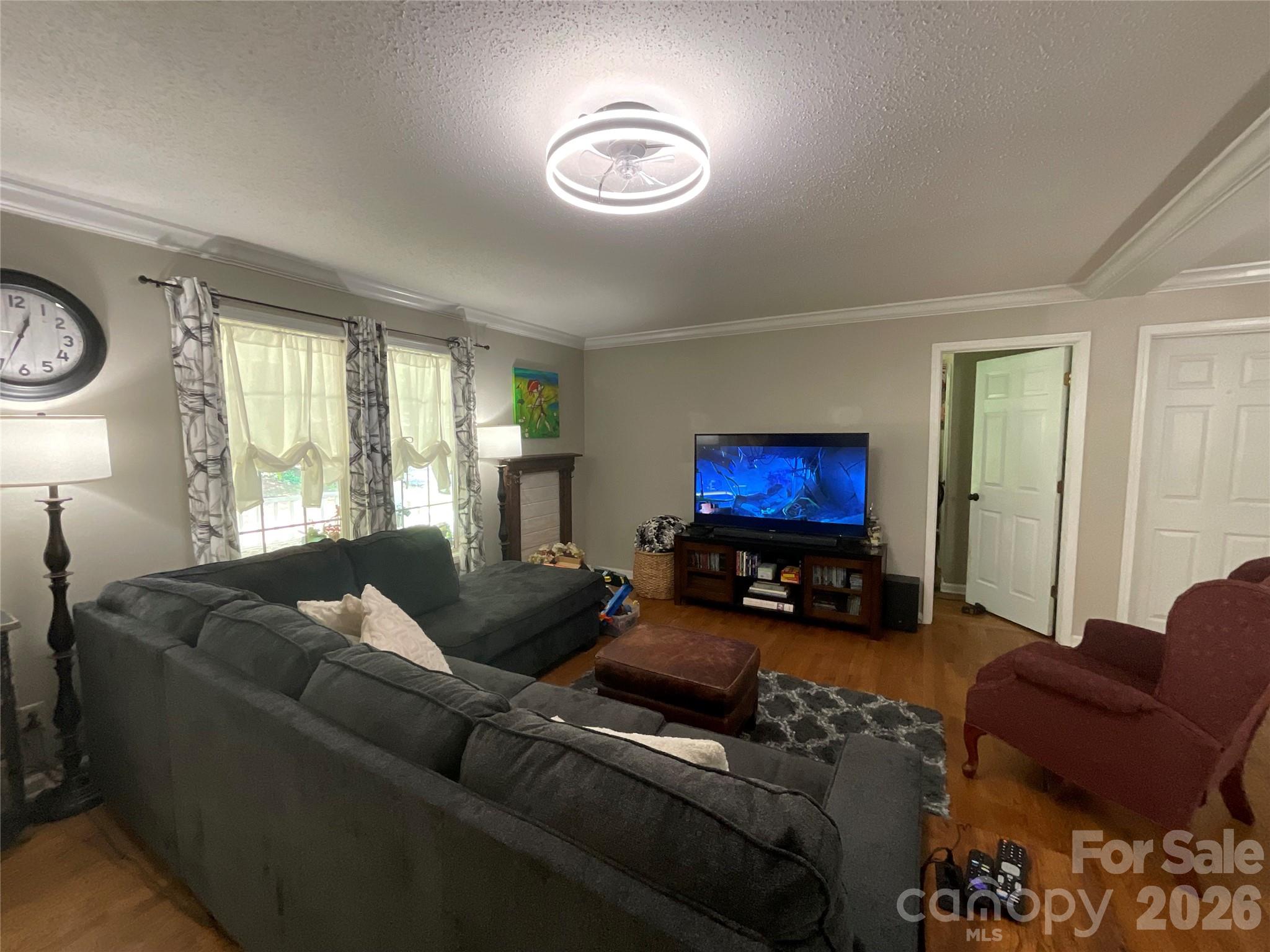 6334 Griffin Road Property Photo 26