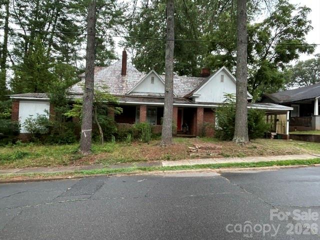 129 Pine Street Property Photo 2