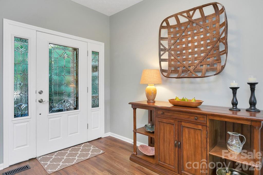 1625 Ugugu Drive Property Photo 4