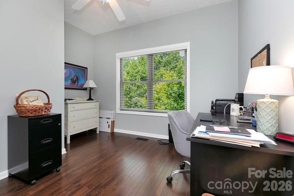 1625 Ugugu Drive Property Photo 34