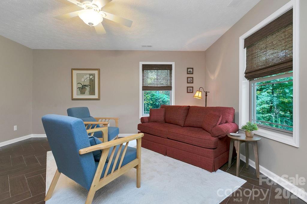 1625 Ugugu Drive Property Photo 41