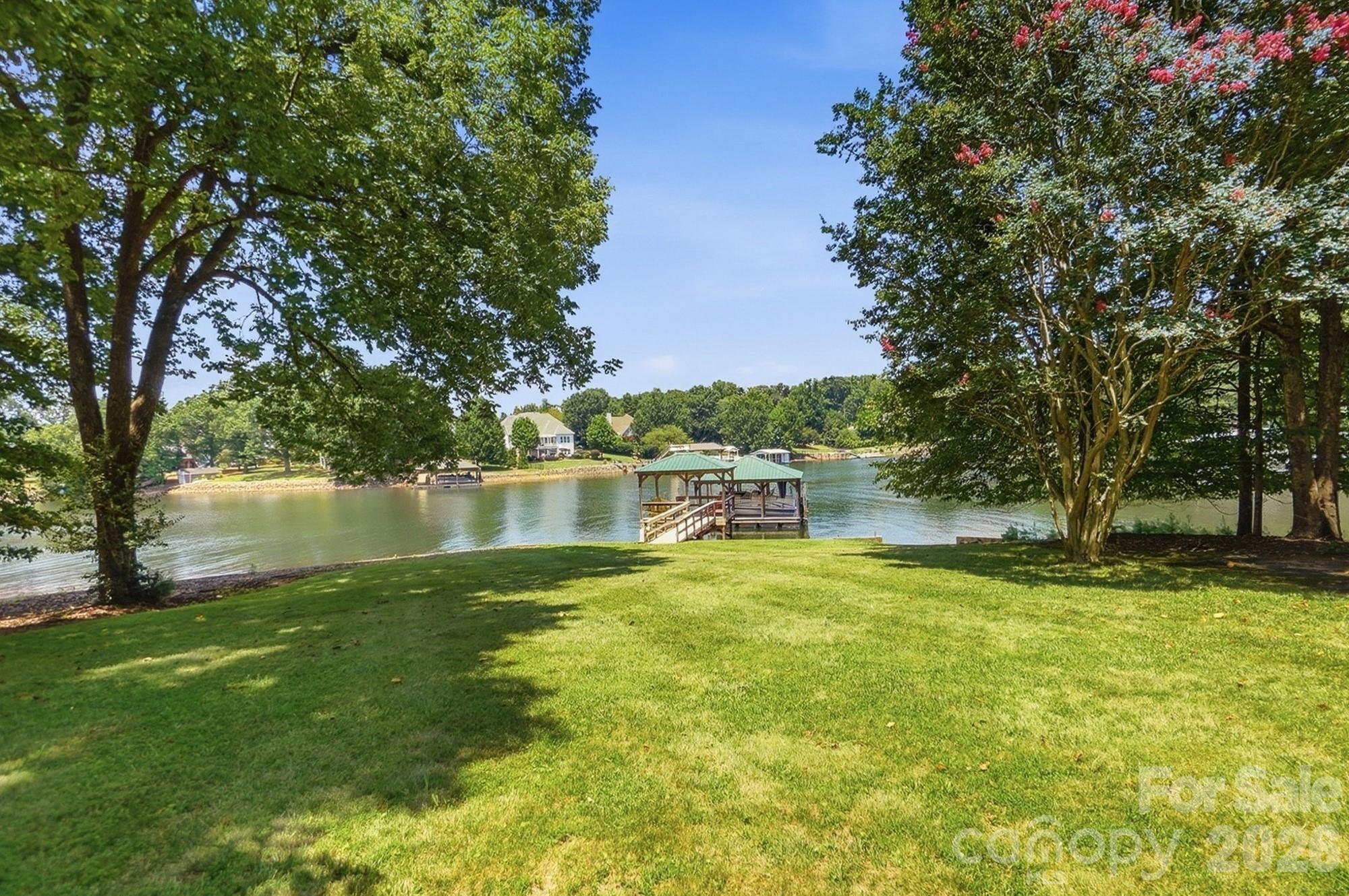 131 Pentland Court Property Photo 6