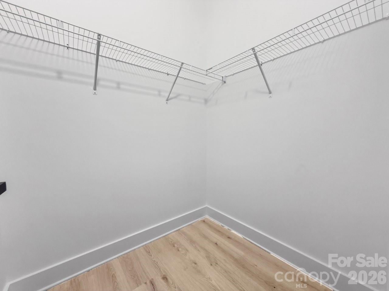105 Falls Street Property Photo 13
