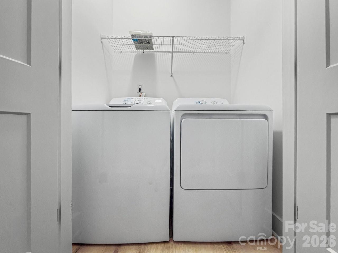105 Falls Street Property Photo 19