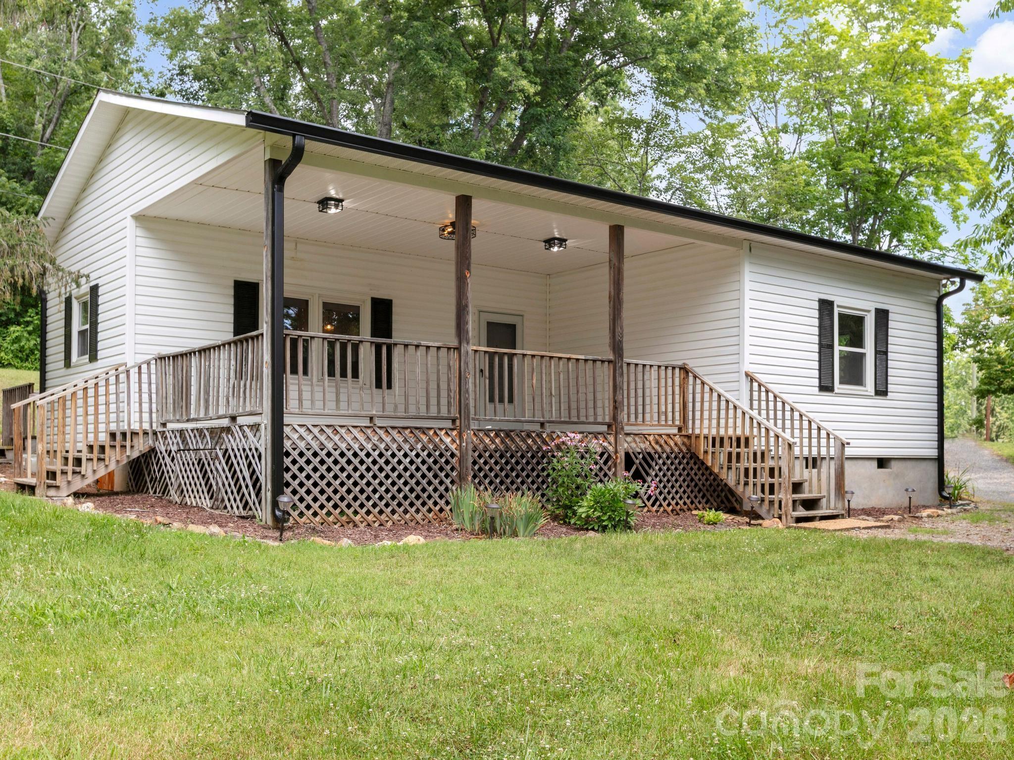 47 Carolina Mountain Drive Property Photo 1