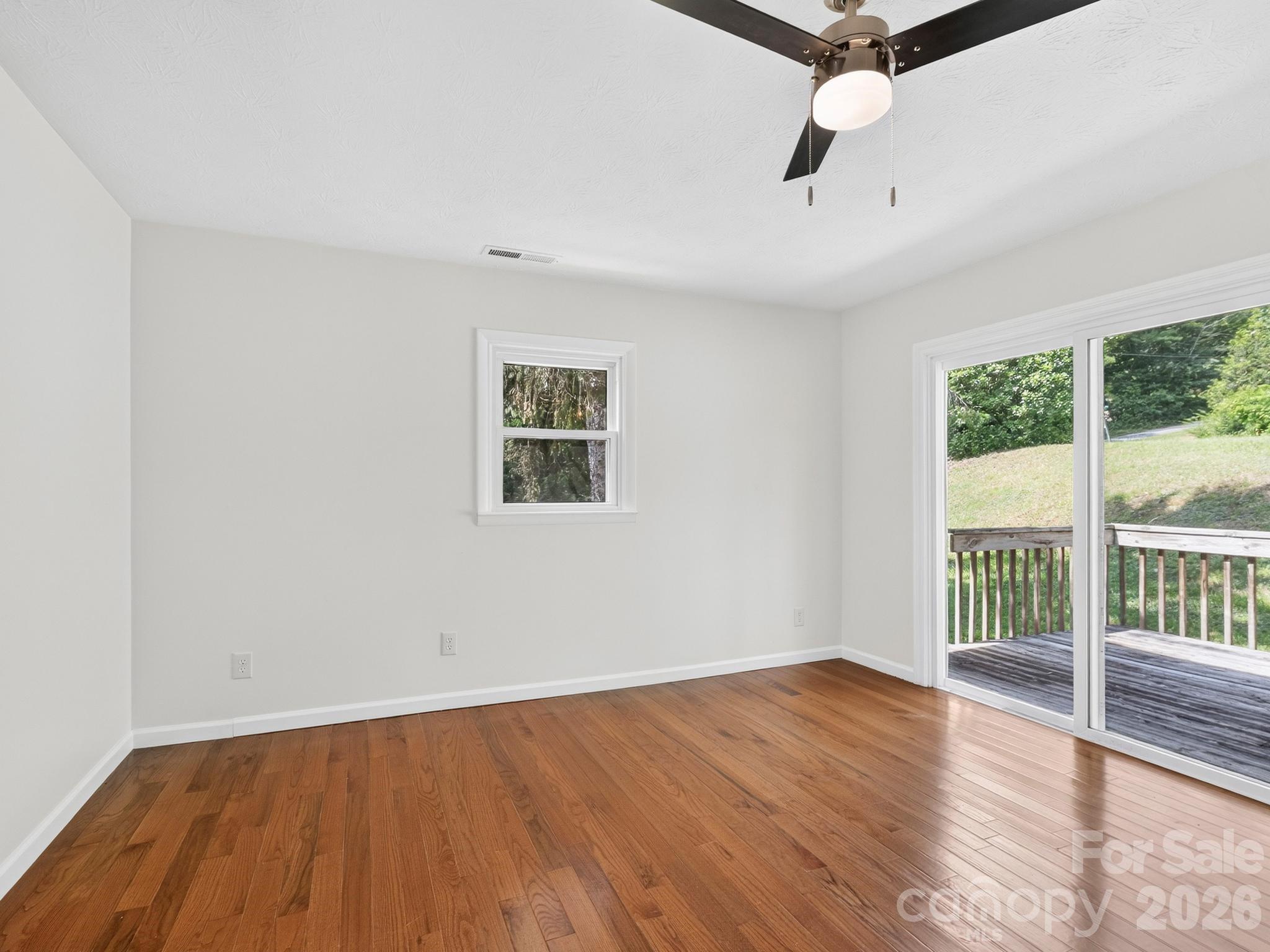 47 Carolina Mountain Drive Property Photo 8