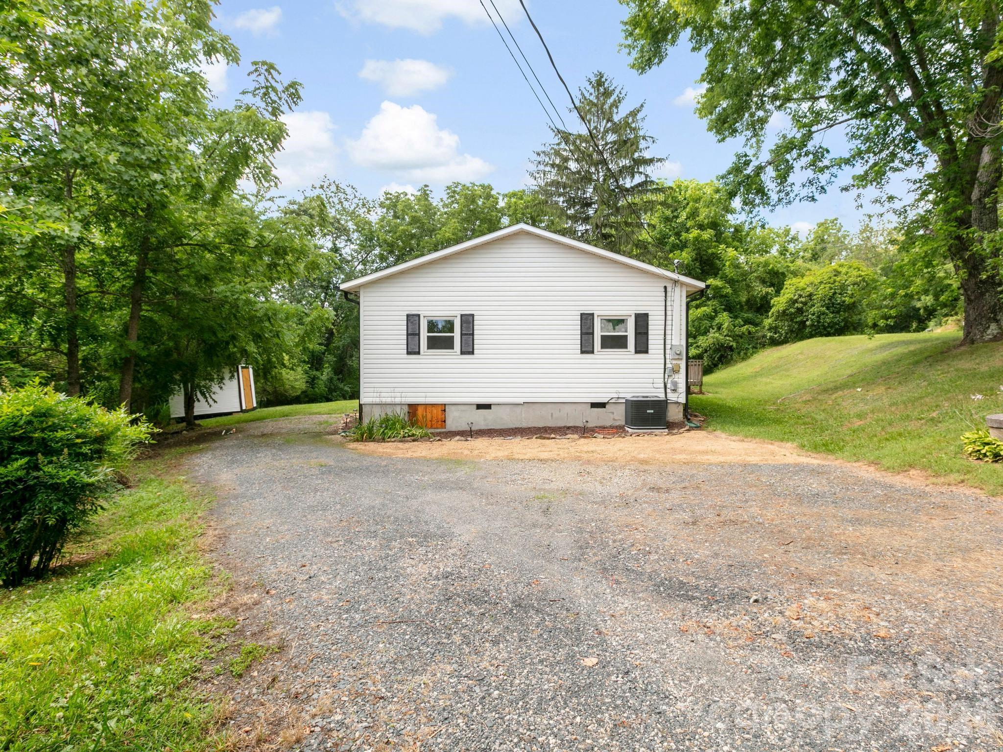 47 Carolina Mountain Drive Property Photo 28