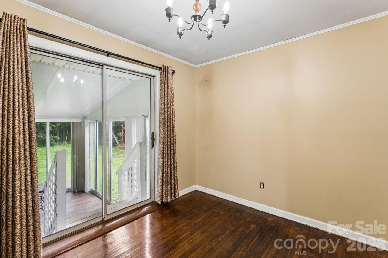139 Southwold Drive Property Photo 4