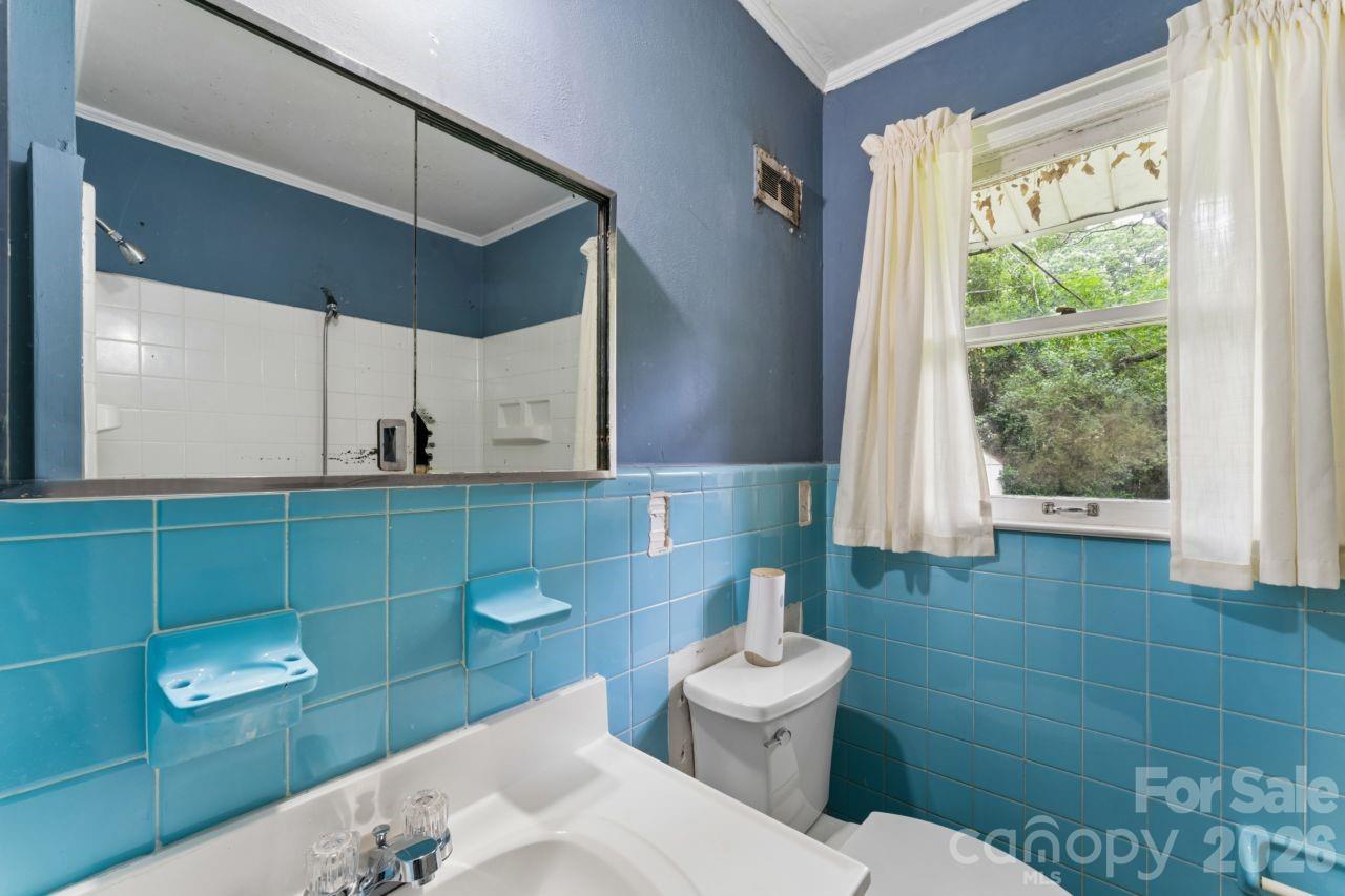 139 Southwold Drive Property Photo 10