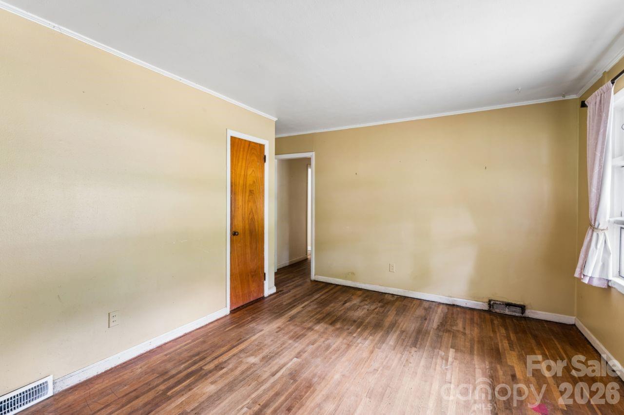 139 Southwold Drive Property Photo 15