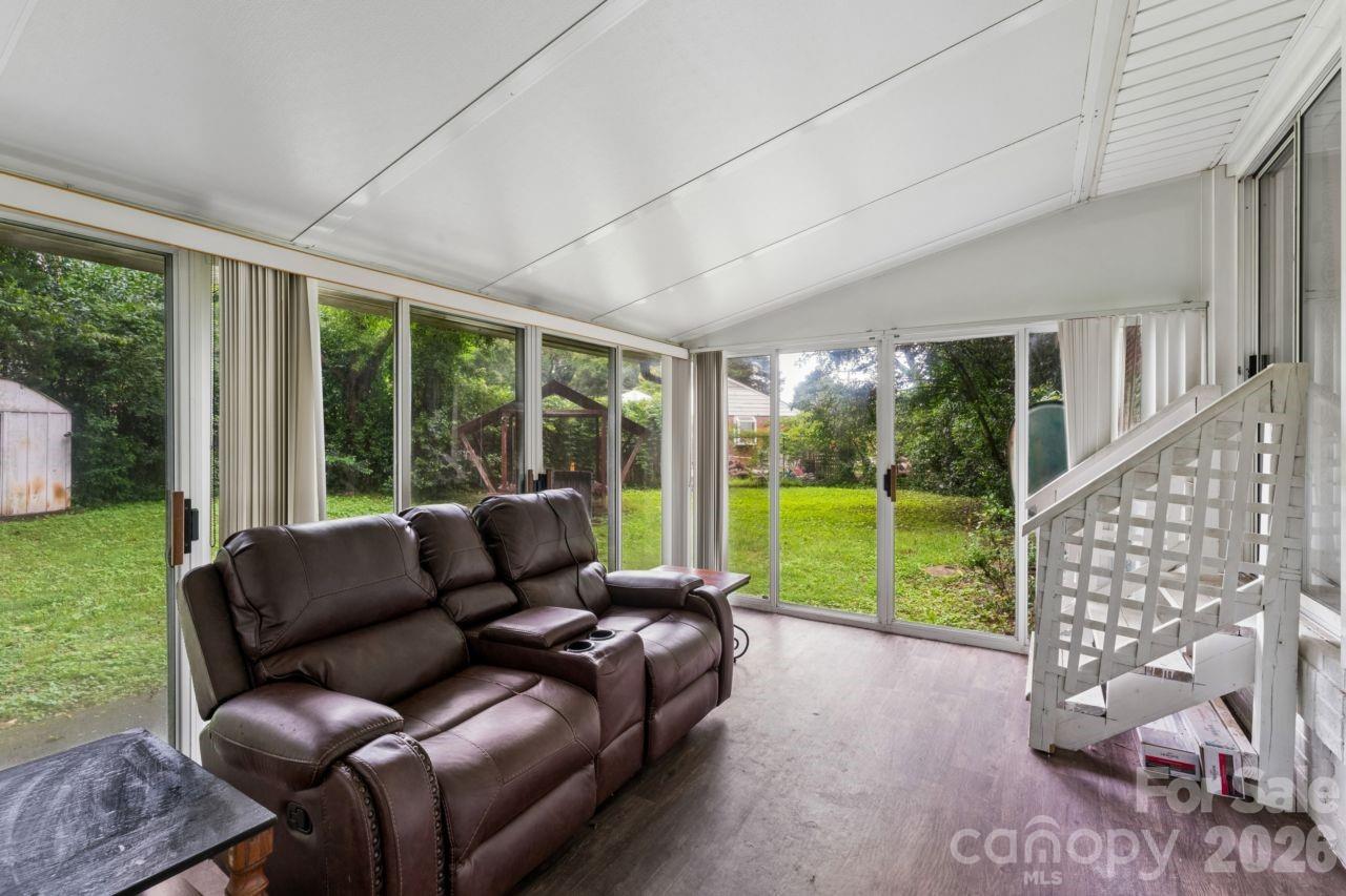 139 Southwold Drive Property Photo 25