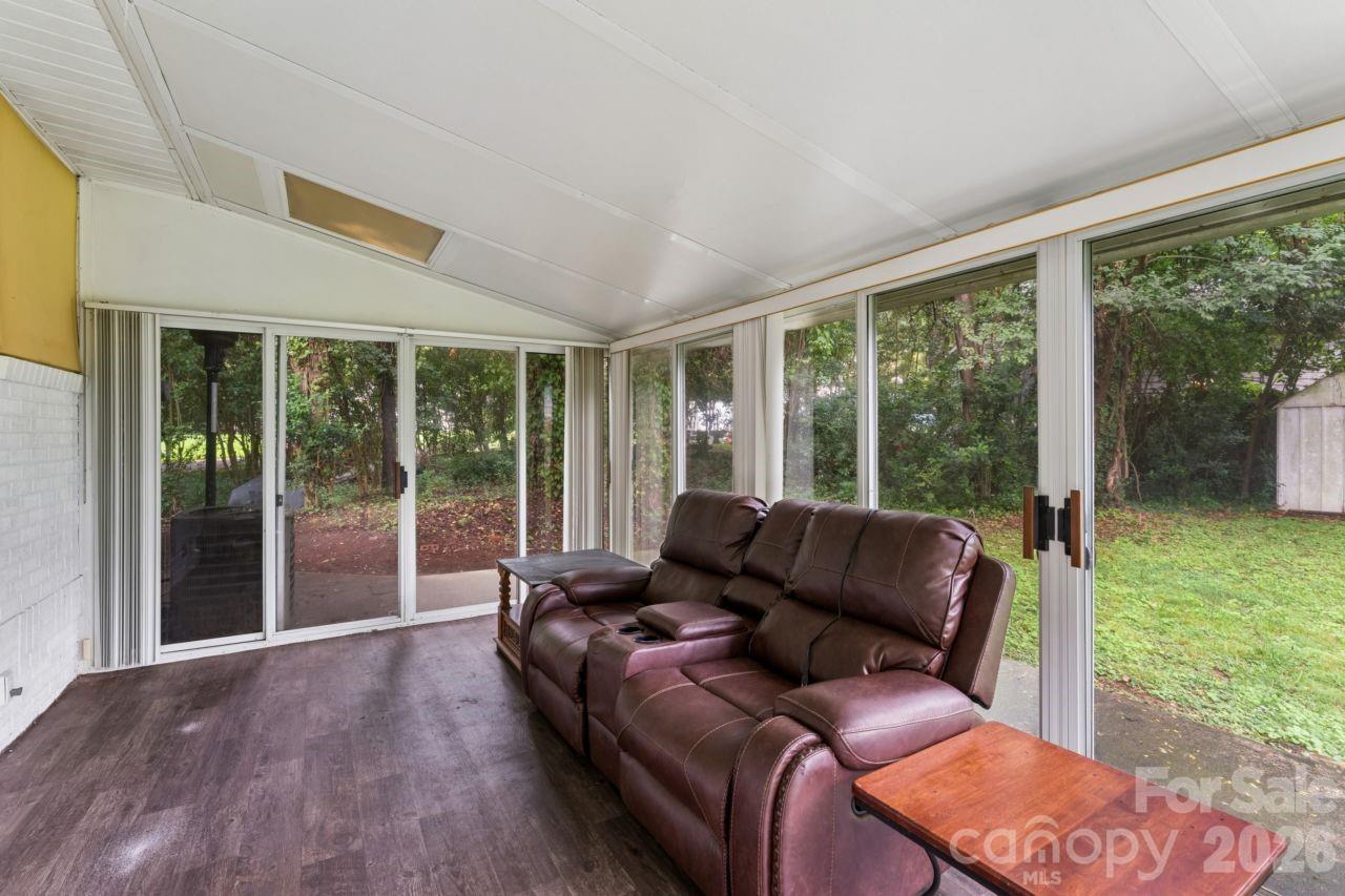 139 Southwold Drive Property Photo 26