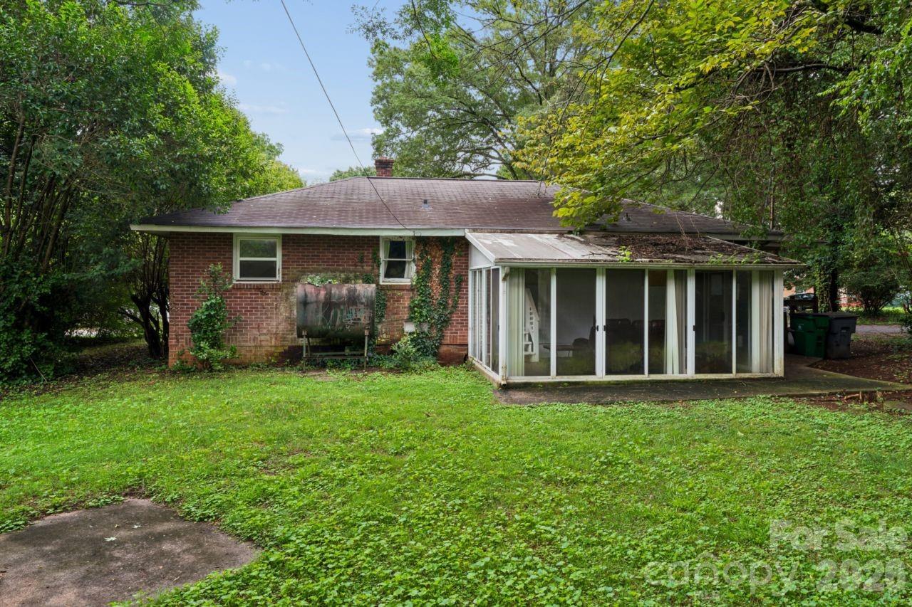 139 Southwold Drive Property Photo 36