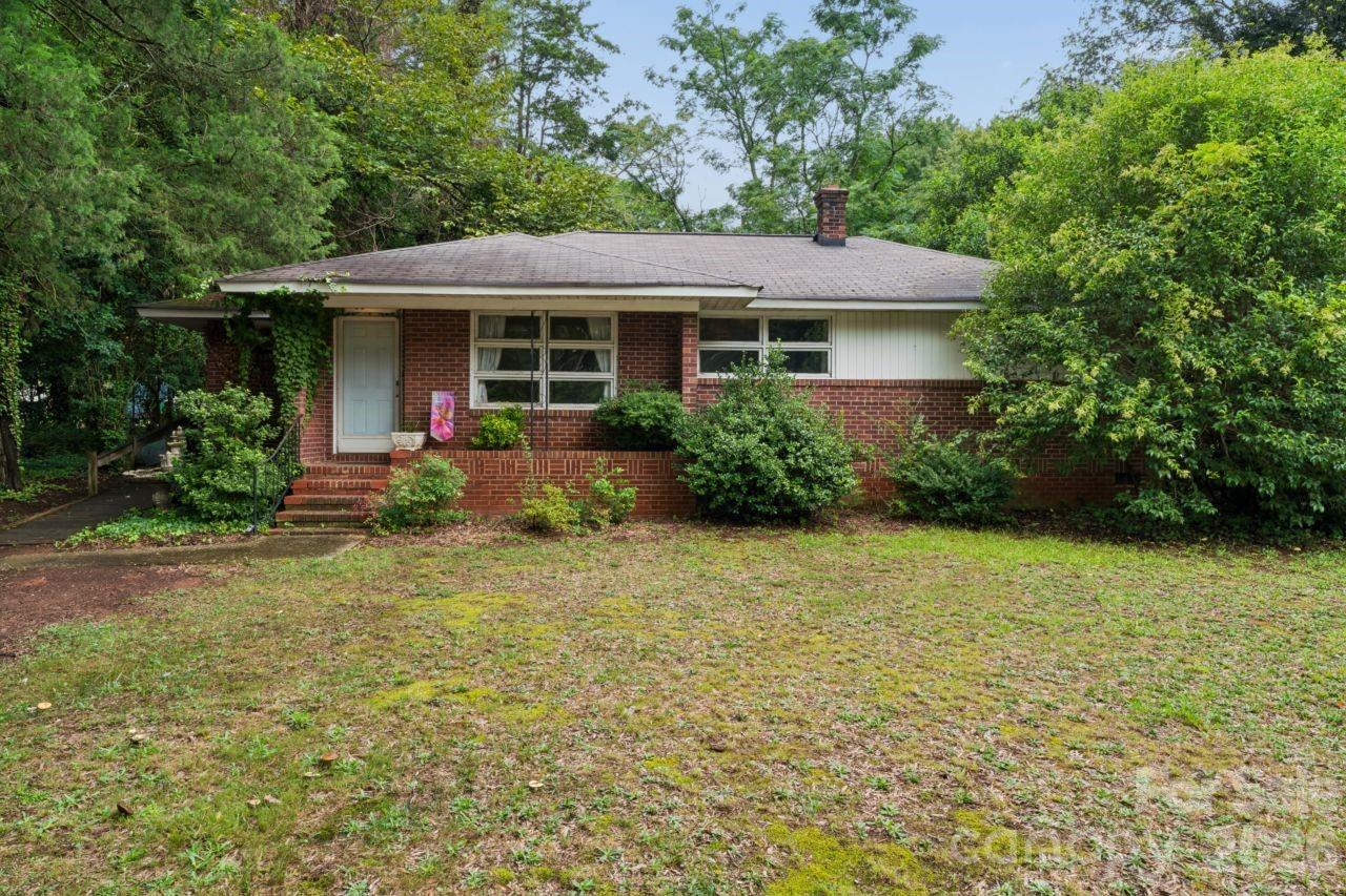 139 Southwold Drive Property Photo 39
